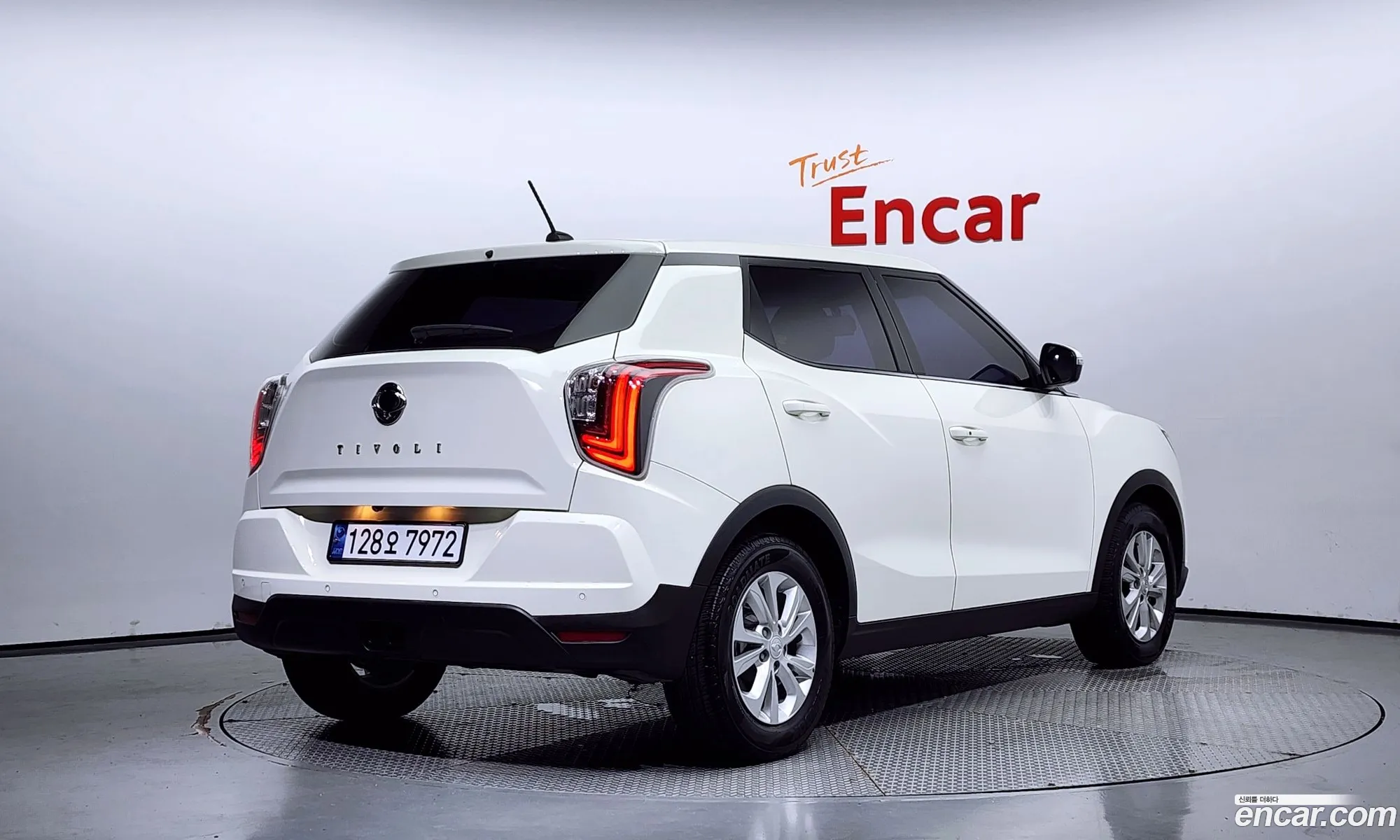 Kg Mobility Ssangyong Very New Tivoli Diesel 16 2Wd V1 - фотография 8372839