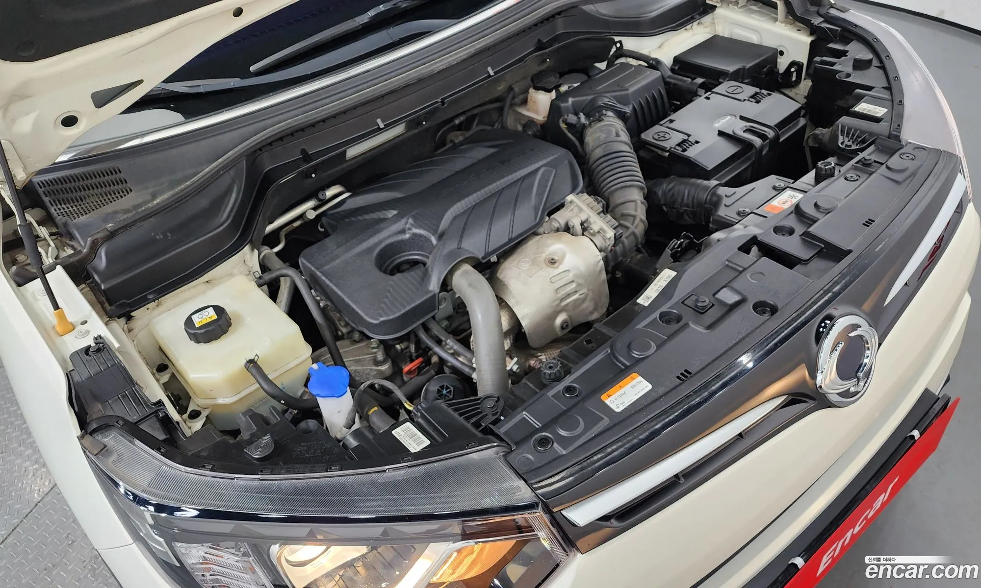 Kg Mobility Ssangyong Very New Tivoli Diesel 16 2Wd V1 - фотография 8372843