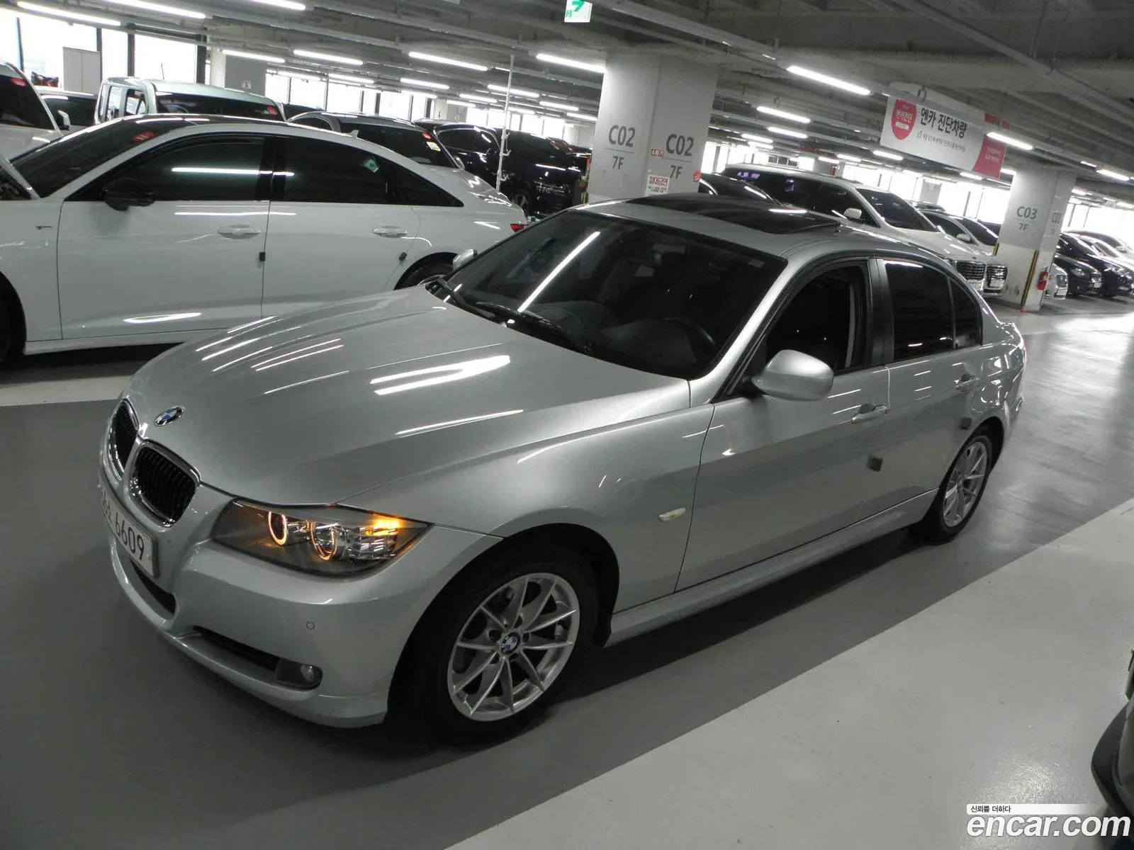 BMW 3 Series E90 320D Sedan Navigation Package - фотография 6741334