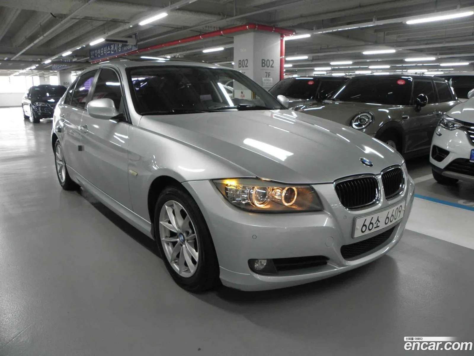BMW 3 Series E90 320D Sedan Navigation Package - фотография 6741338