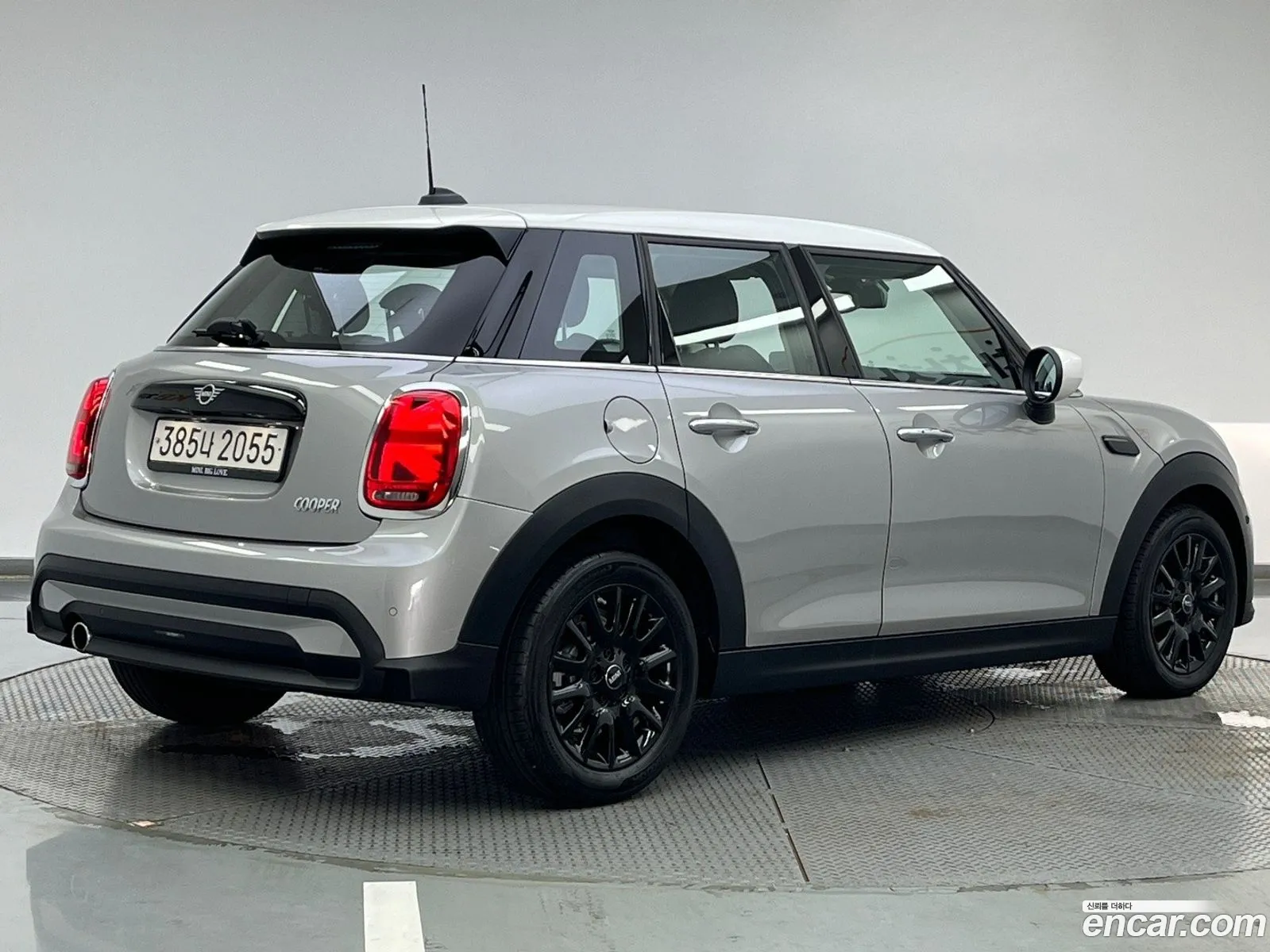 Mini Cooper 5-Door Classic 3Rd Generation - фотография 928615