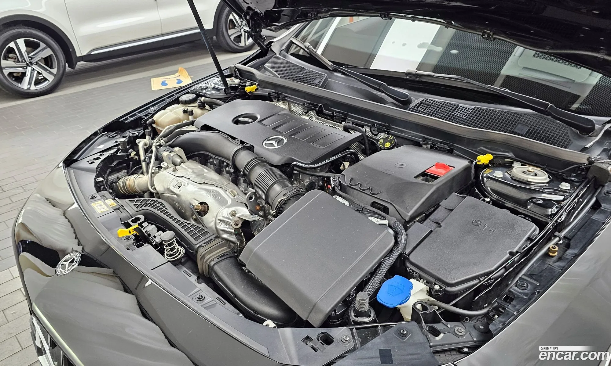 Mercedes A-Class W177 A220 Sedan - фотография 19075006