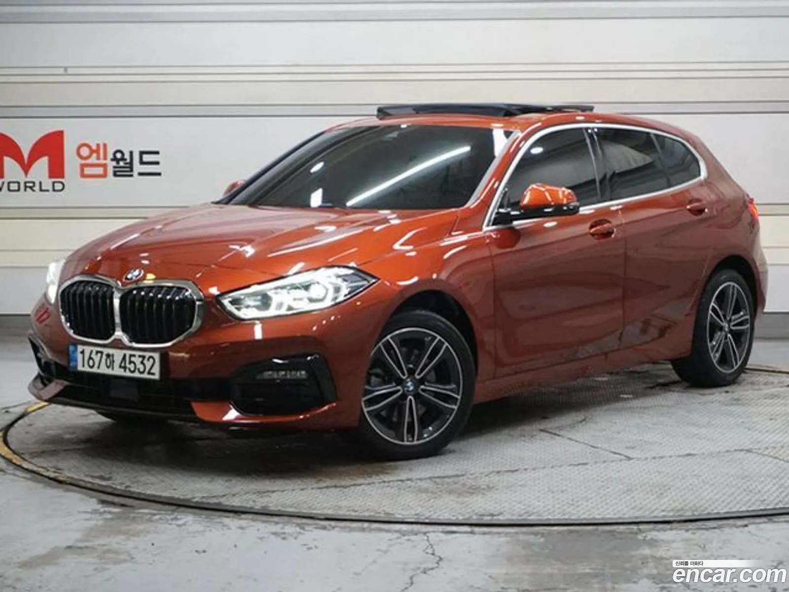 BMW 1 Series F40 118D Sports - фотография 17878350