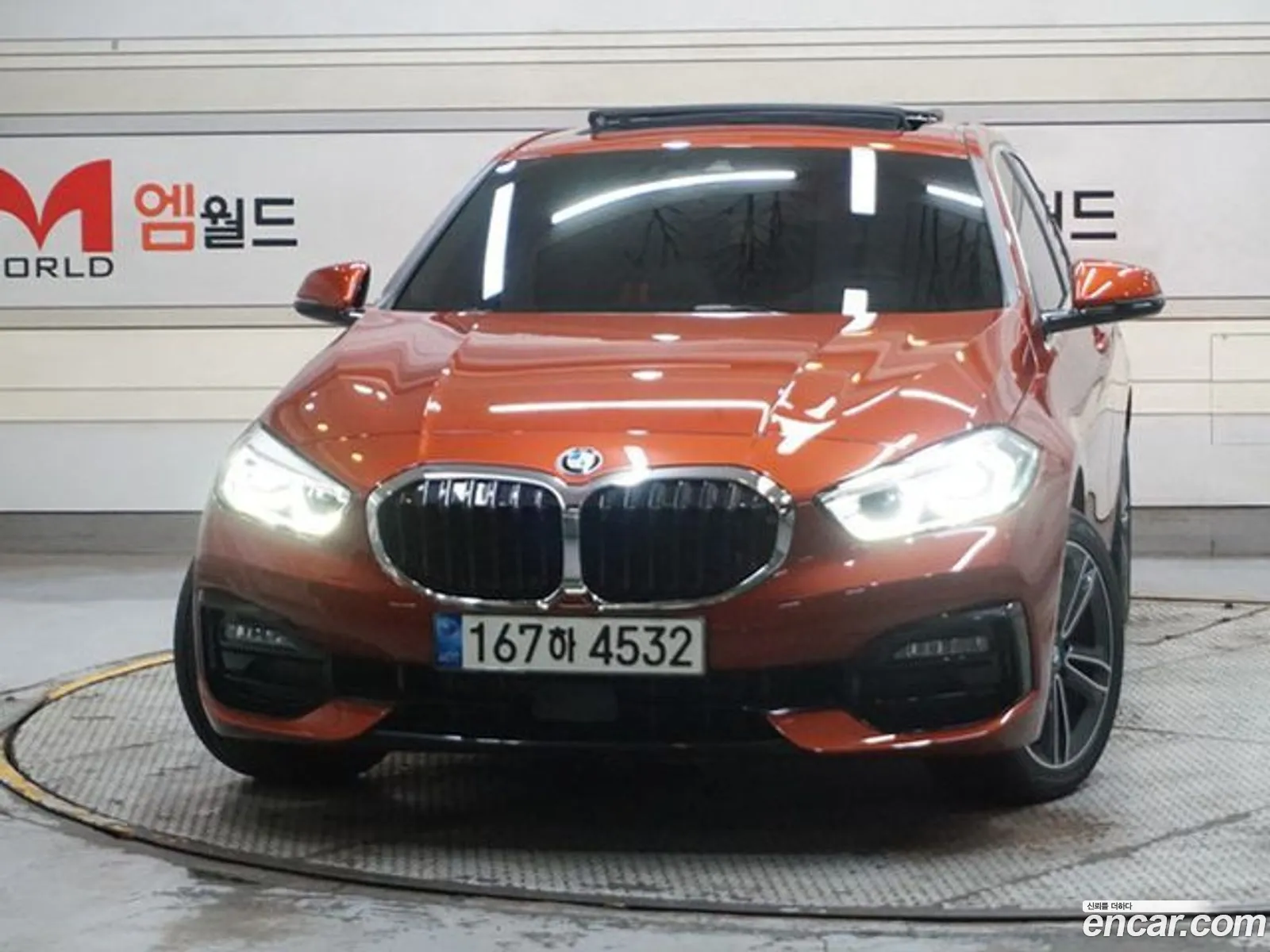 BMW 1 Series F40 118D Sports - фотография 17878352