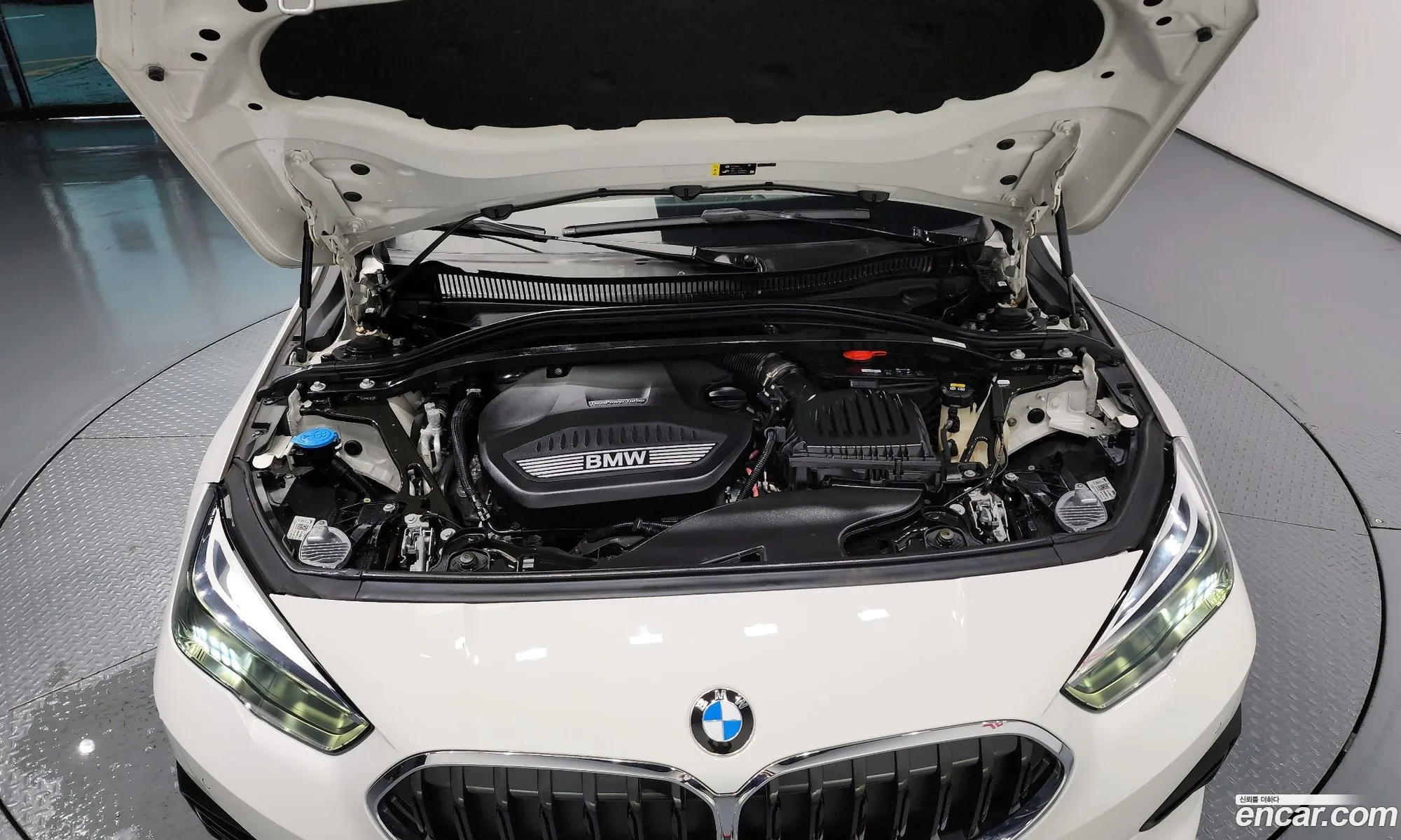BMW 2 Series Gran Coupe F44 220D Advantage - фотография 17409577
