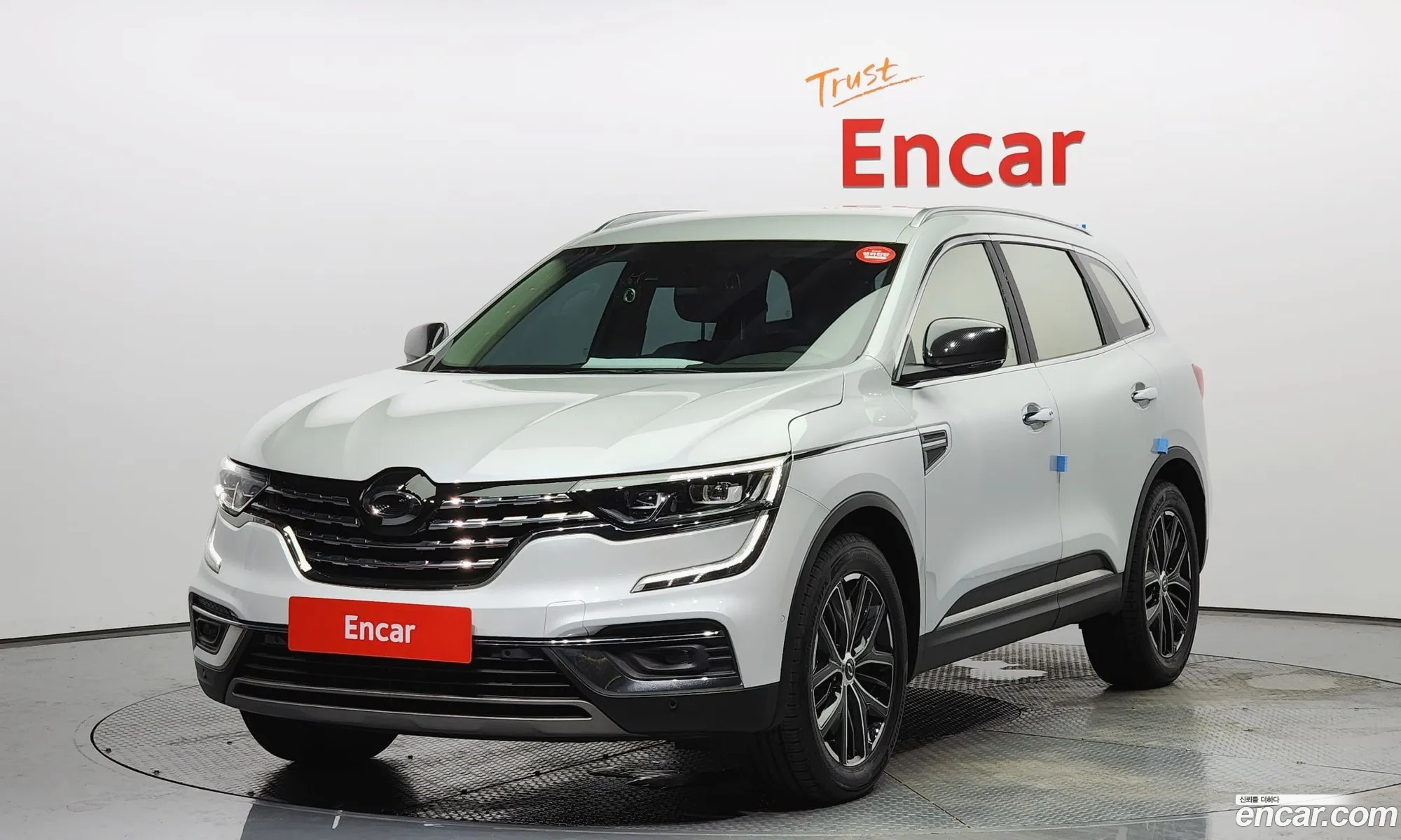 Renault Korea Samsung The New Qm6 20 Lpe Re Signature 2Wd - фотография 5482630