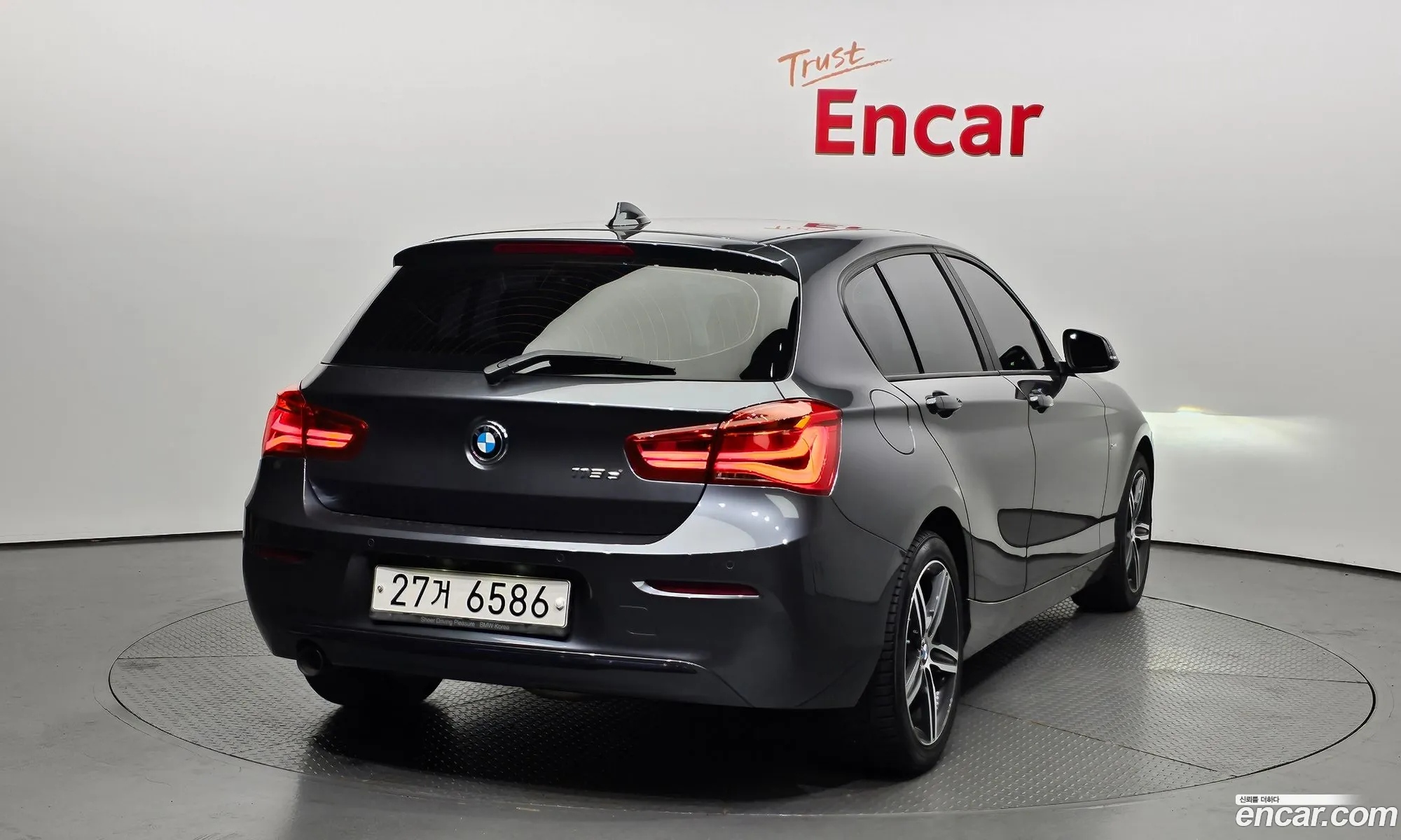 BMW 1 Series F20 118D Sports 5-Door - фотография 5194889