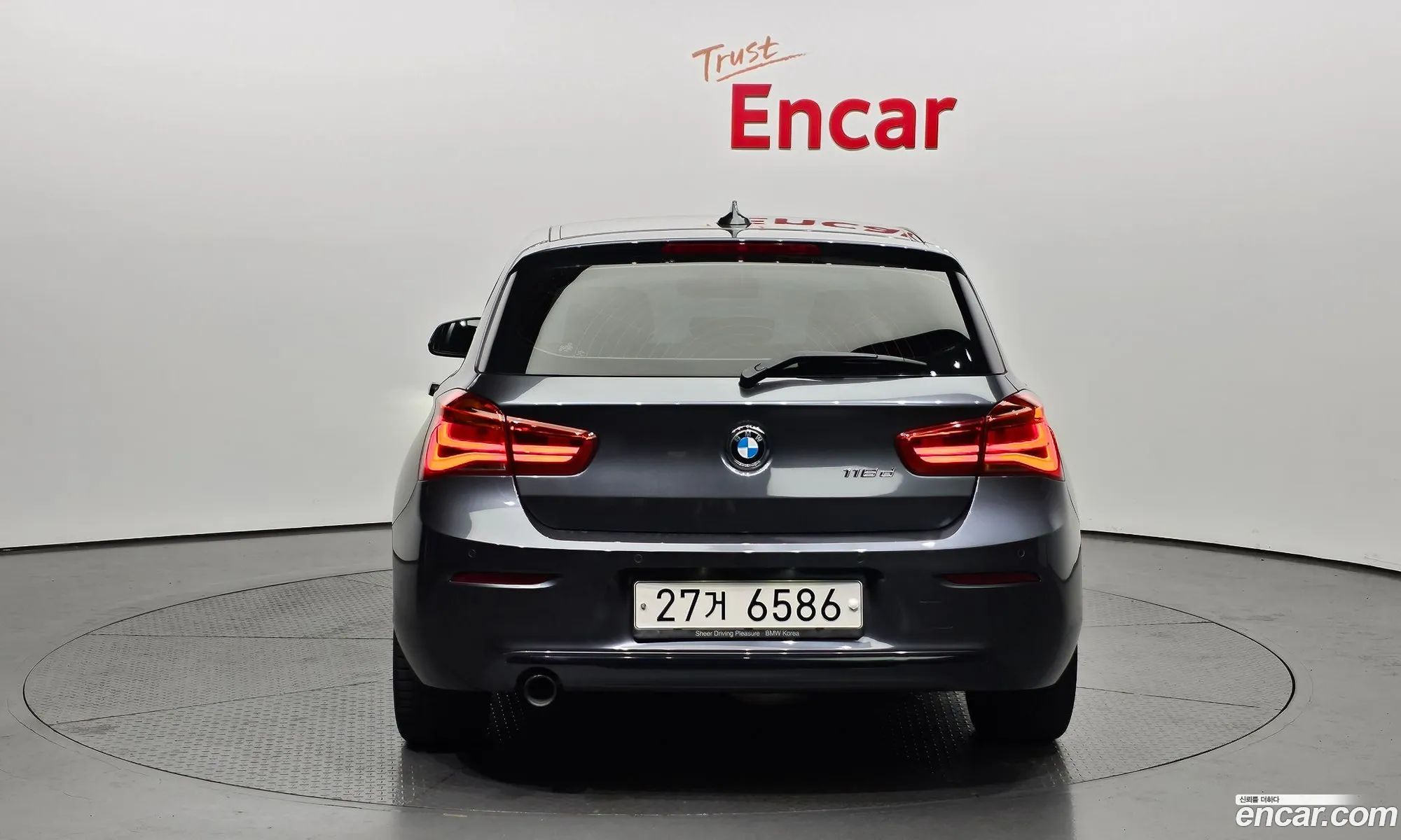 BMW 1 Series F20 118D Sports 5-Door - фотография 5194891