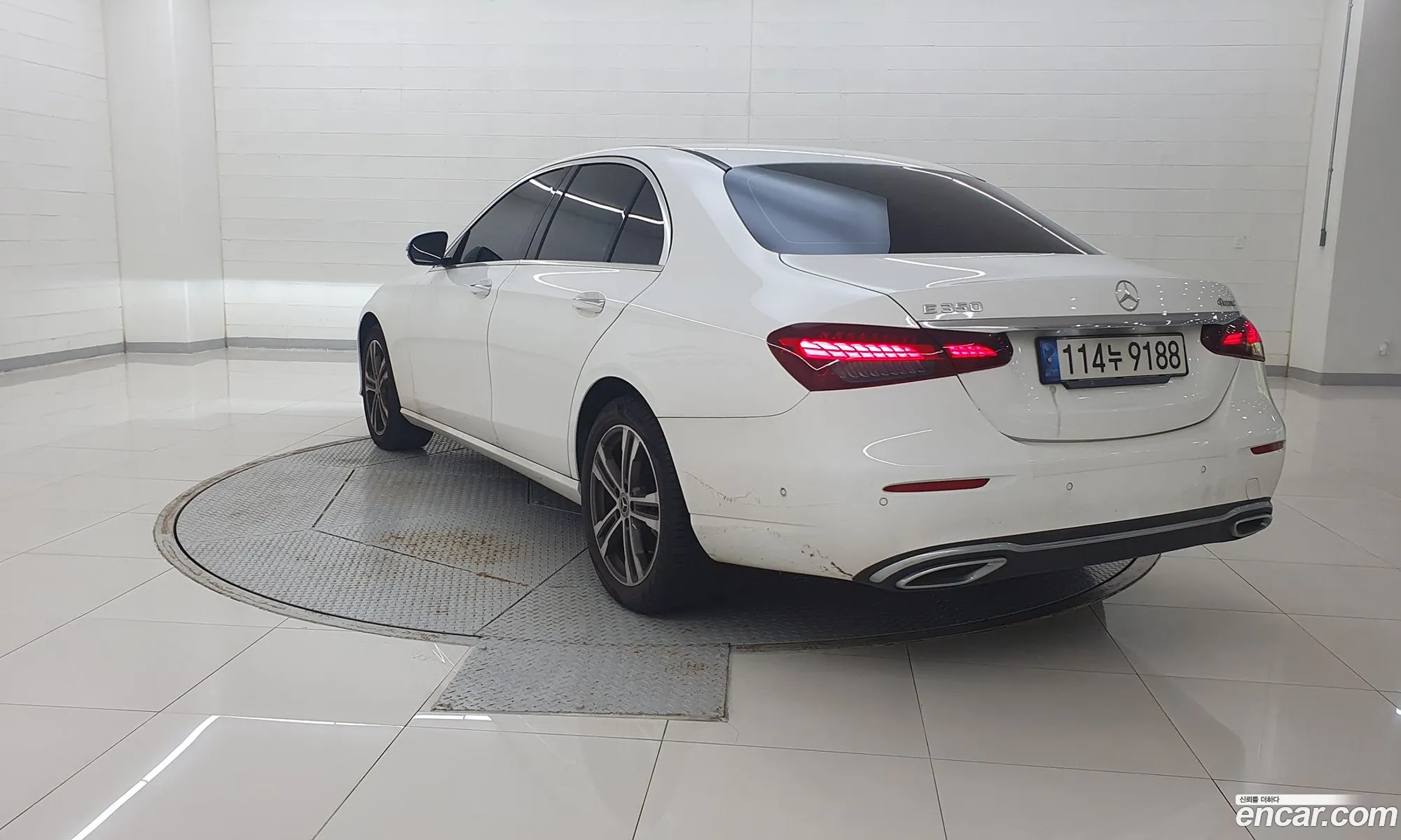 Mercedes E-Class W213 E350 4Matic Avant Garde - фотография 19074804