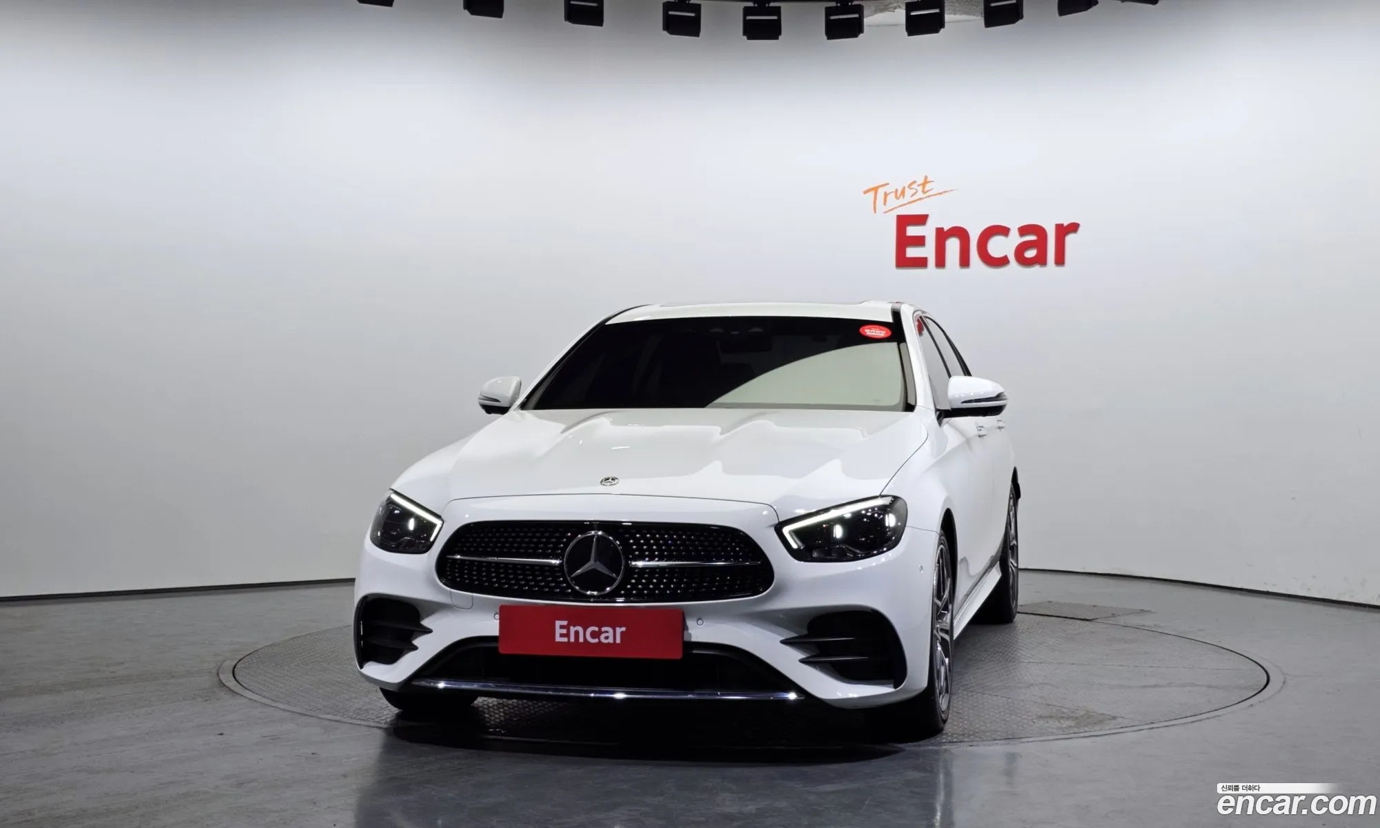 Mercedes E-Class W213 E220D 4Matic Amg Line - фотография 19049528