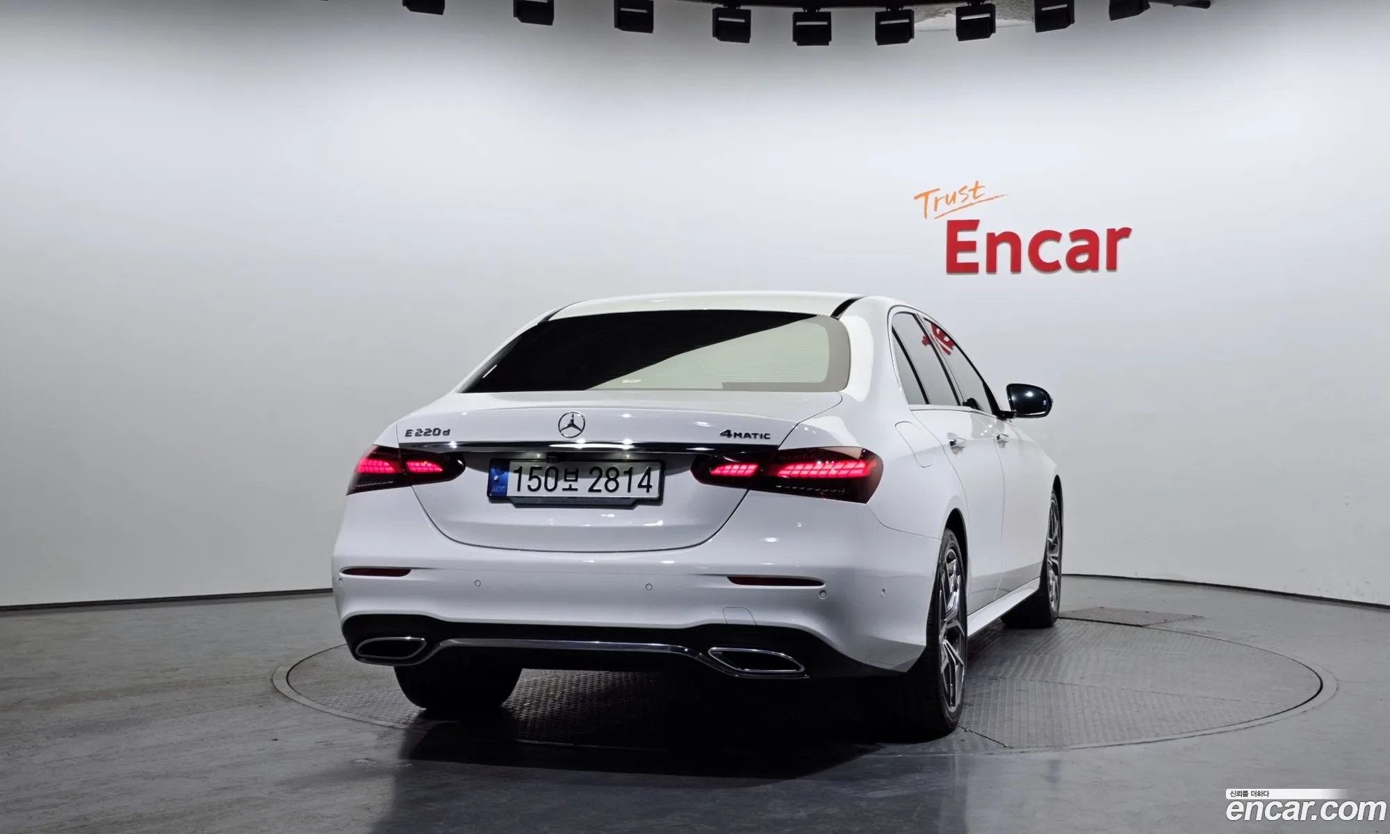 Mercedes E-Class W213 E220D 4Matic Amg Line - фотография 19049529