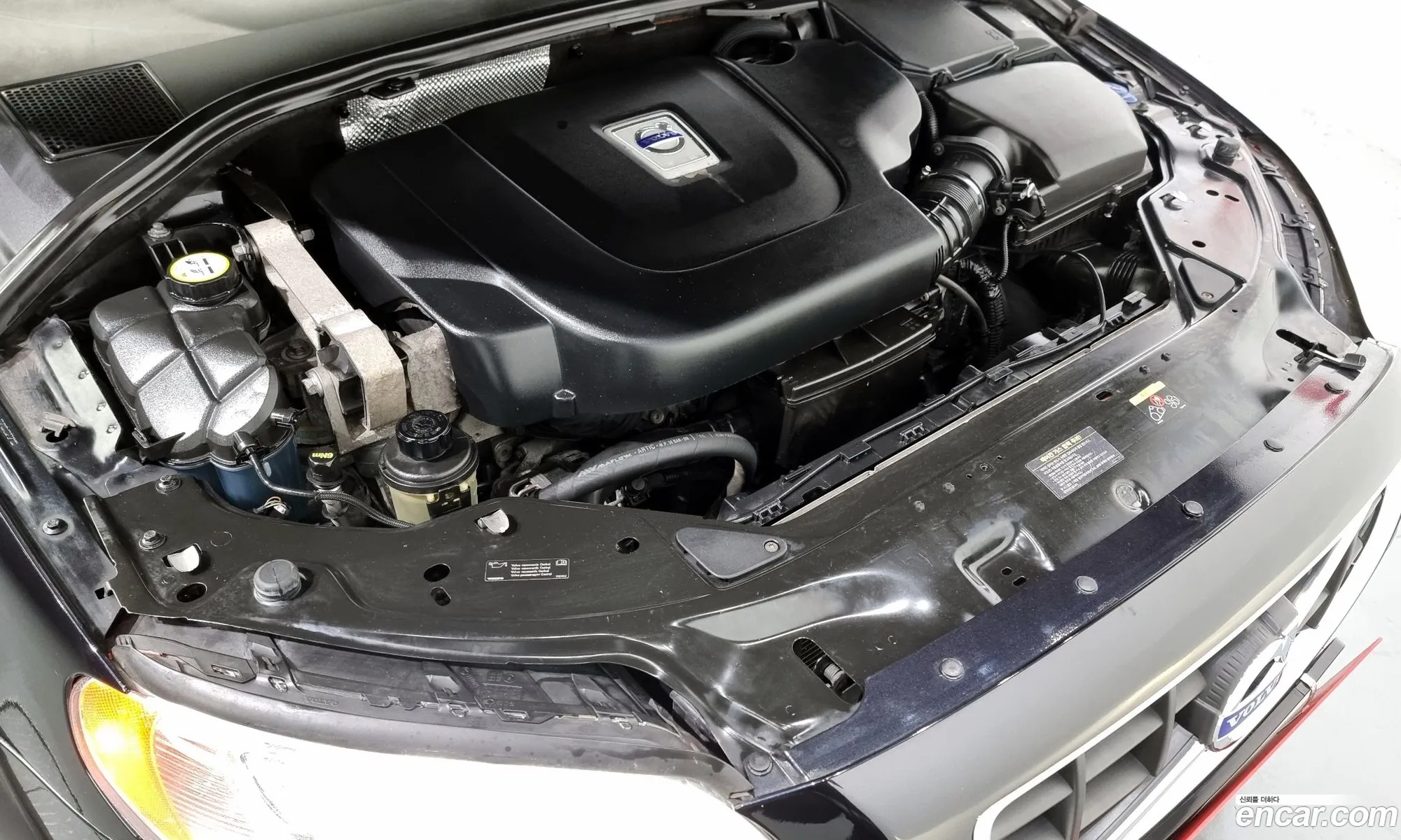 Volvo Xc70 D5 3Rd Generation - фотография 6338463