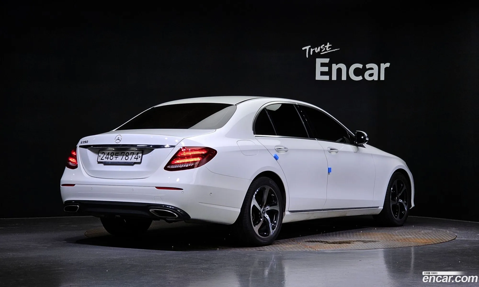 Mercedes E-Class W213 E250 Avantgarde - фотография 19049575