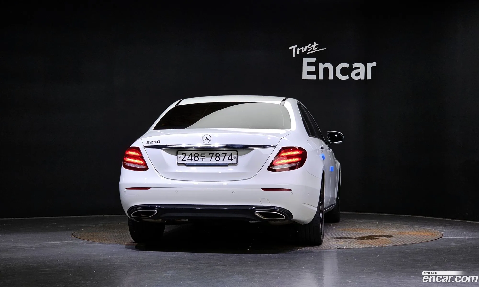 Mercedes E-Class W213 E250 Avantgarde - фотография 19049577
