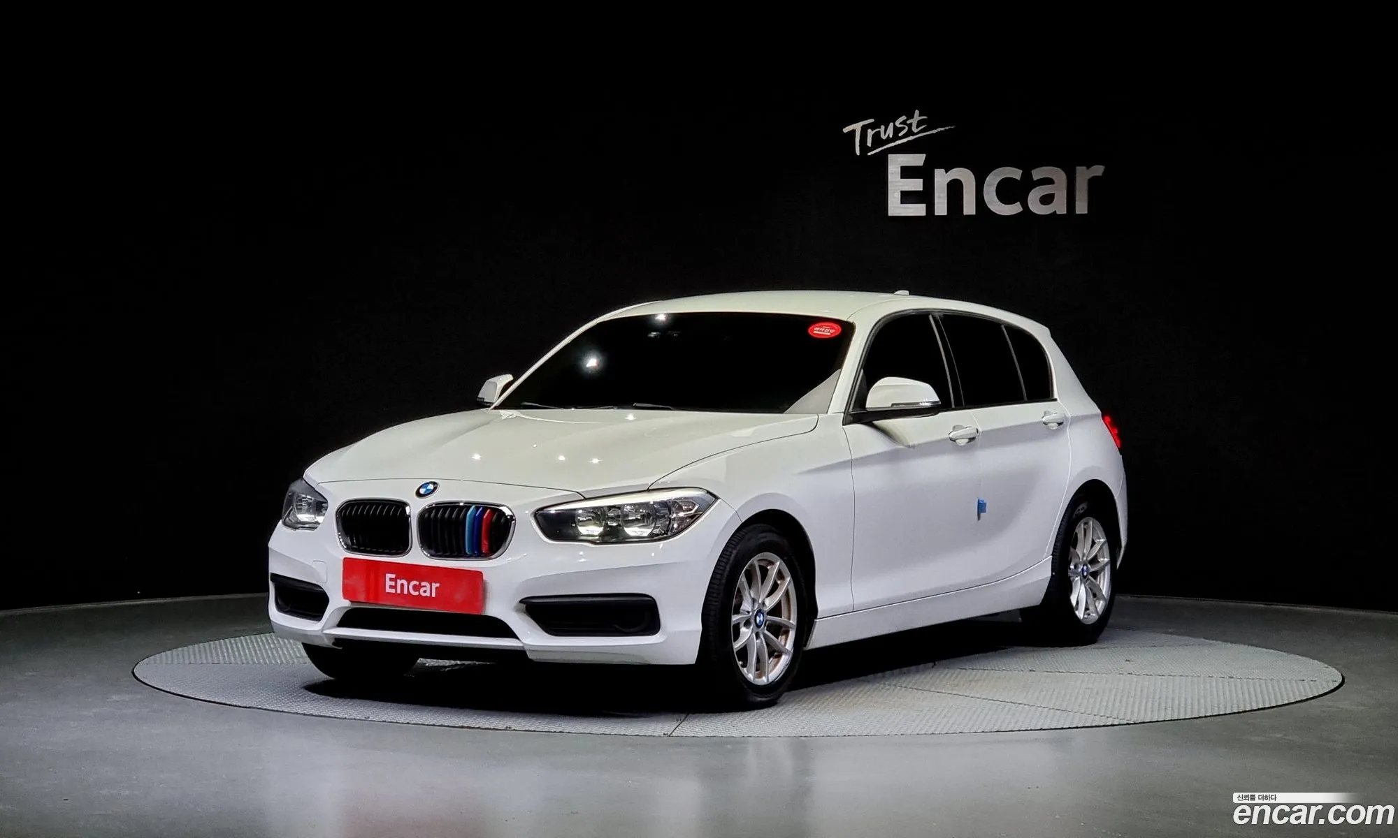 BMW 1 Series F20 118D Joy 5-Door - фотография 7684940