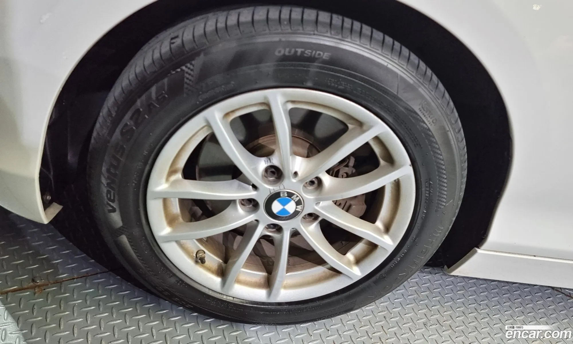 BMW 1 Series F20 118D Joy 5-Door - фотография 7684944