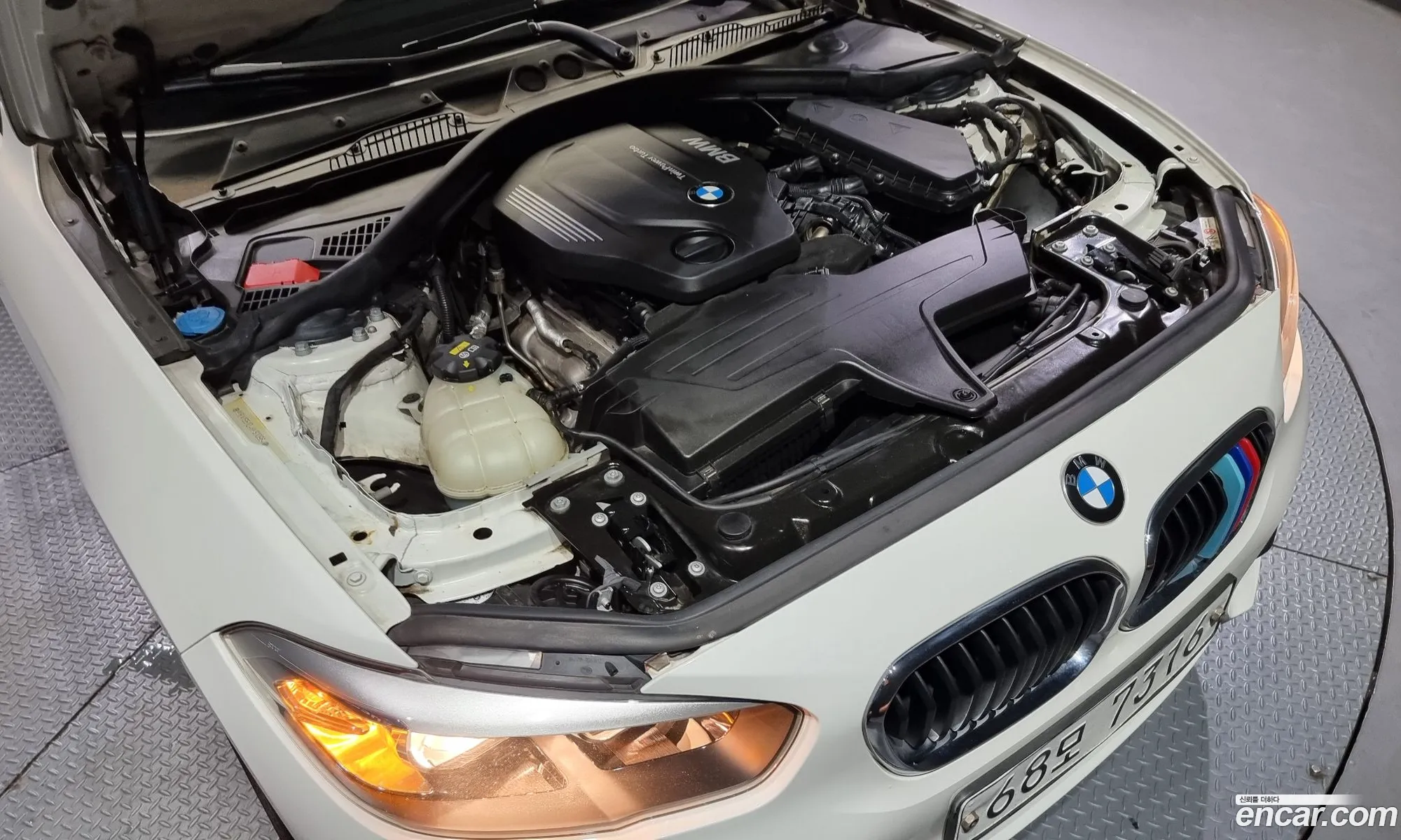 BMW 1 Series F20 118D Joy 5-Door - фотография 7684945