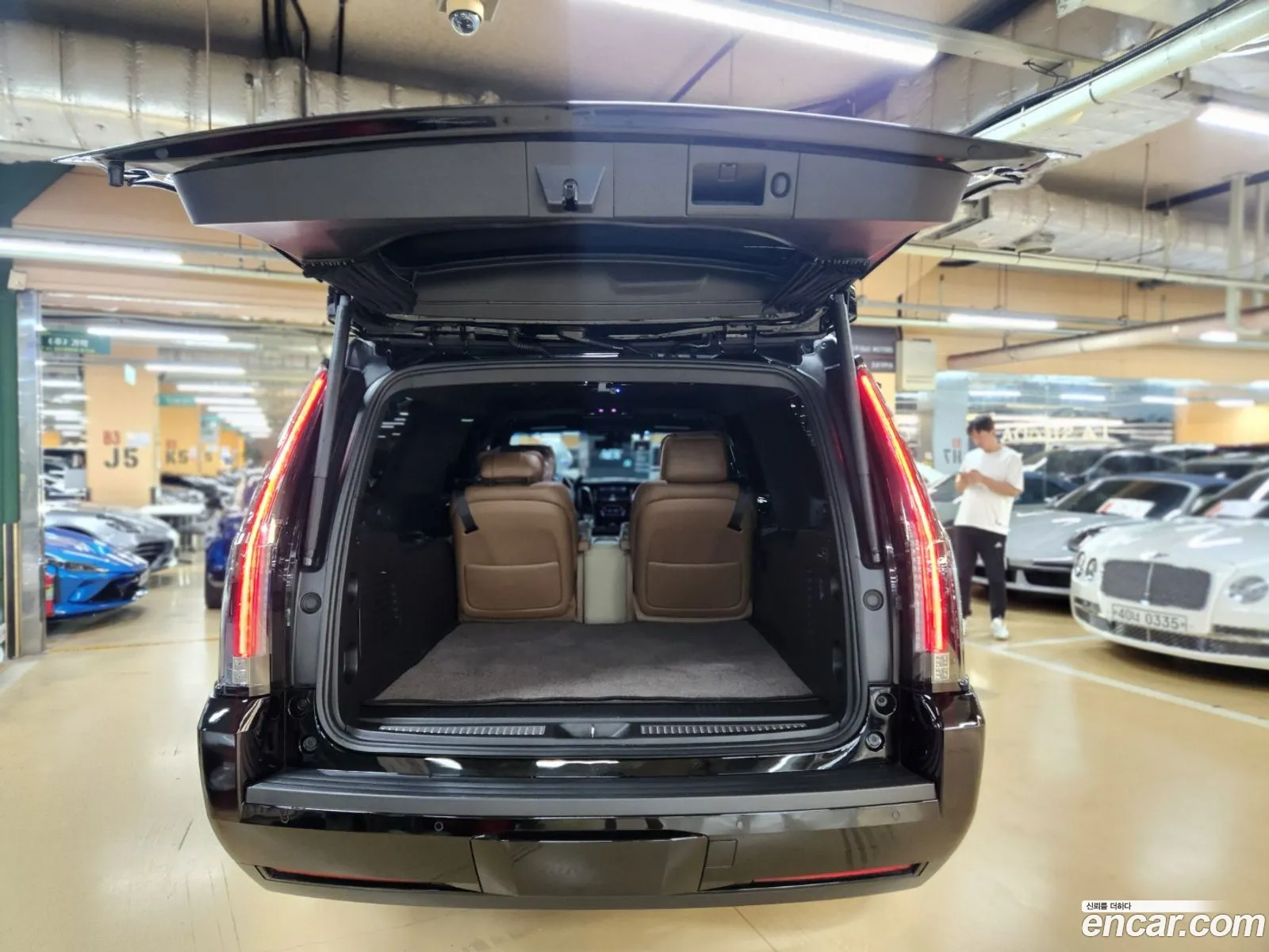Cadillac Escalade 62 Esv 4Th Generation - фотография 4596981