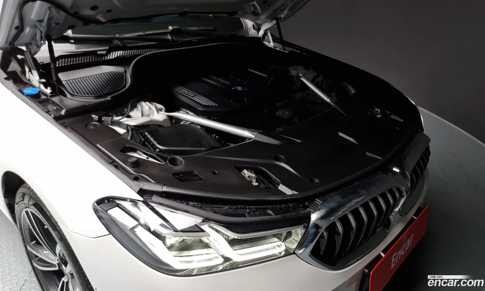 BMW 6 Series Gt G32 620D M Sports - фотография 18135031