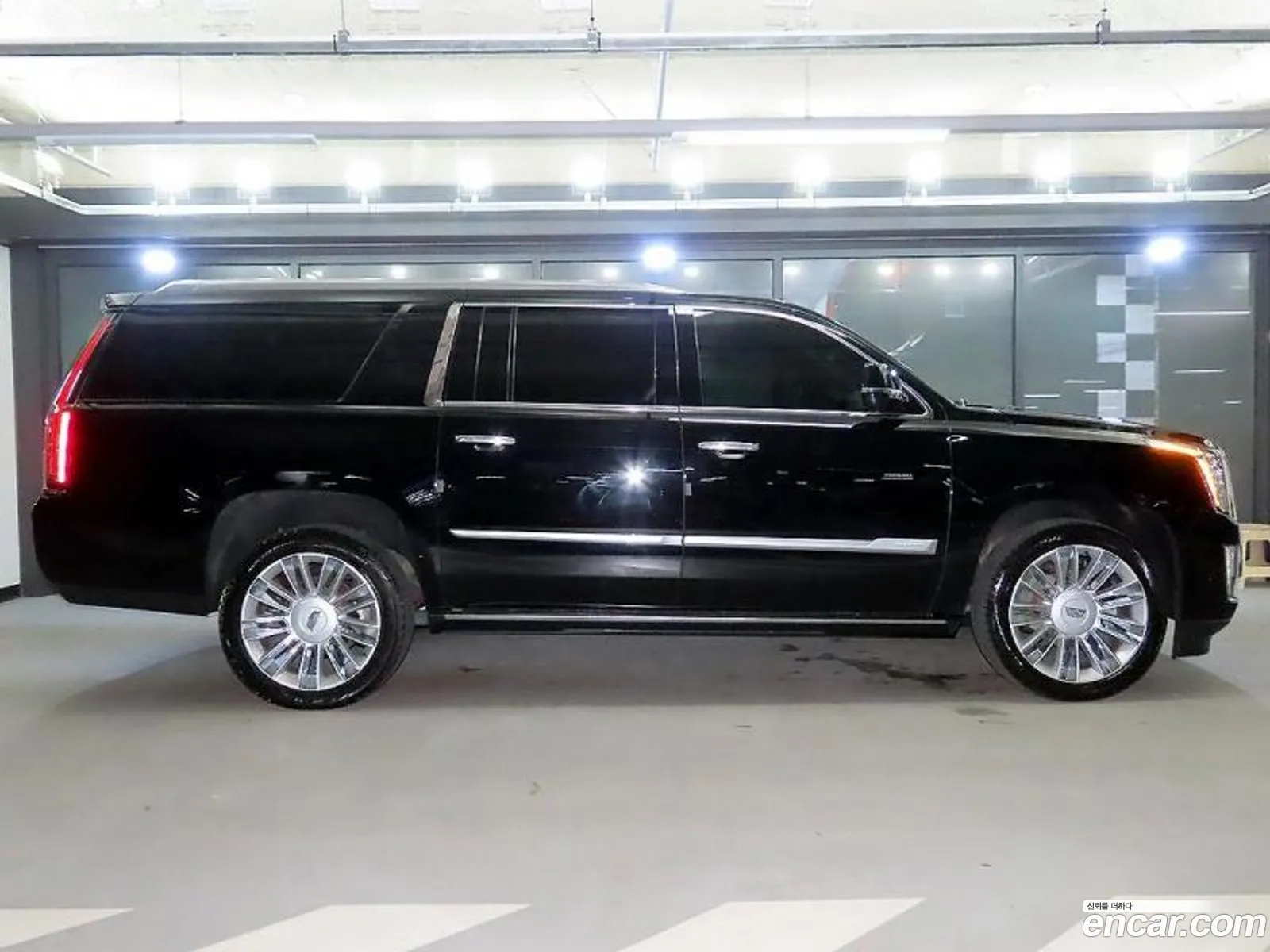 Cadillac Escalade 62 Esv 4Th Generation - фотография 4626711