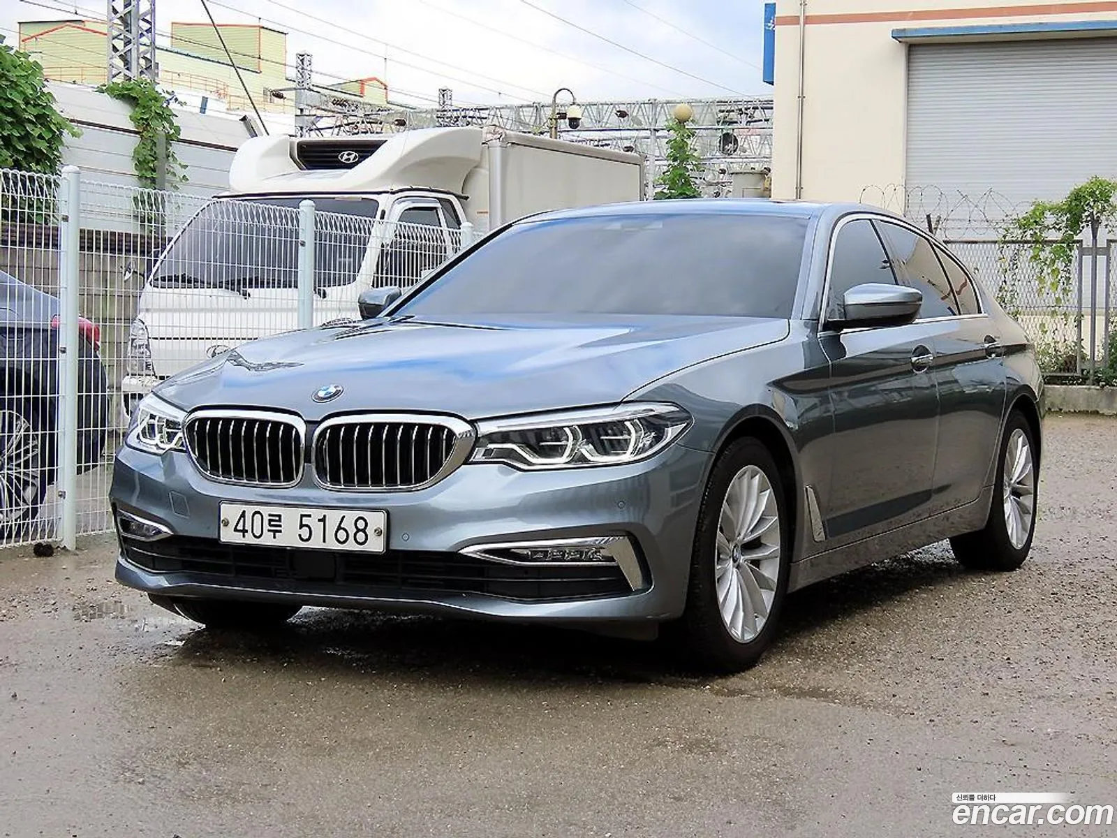 BMW 5 Series G30 520D Luxury Special Edition - фотография 17825449