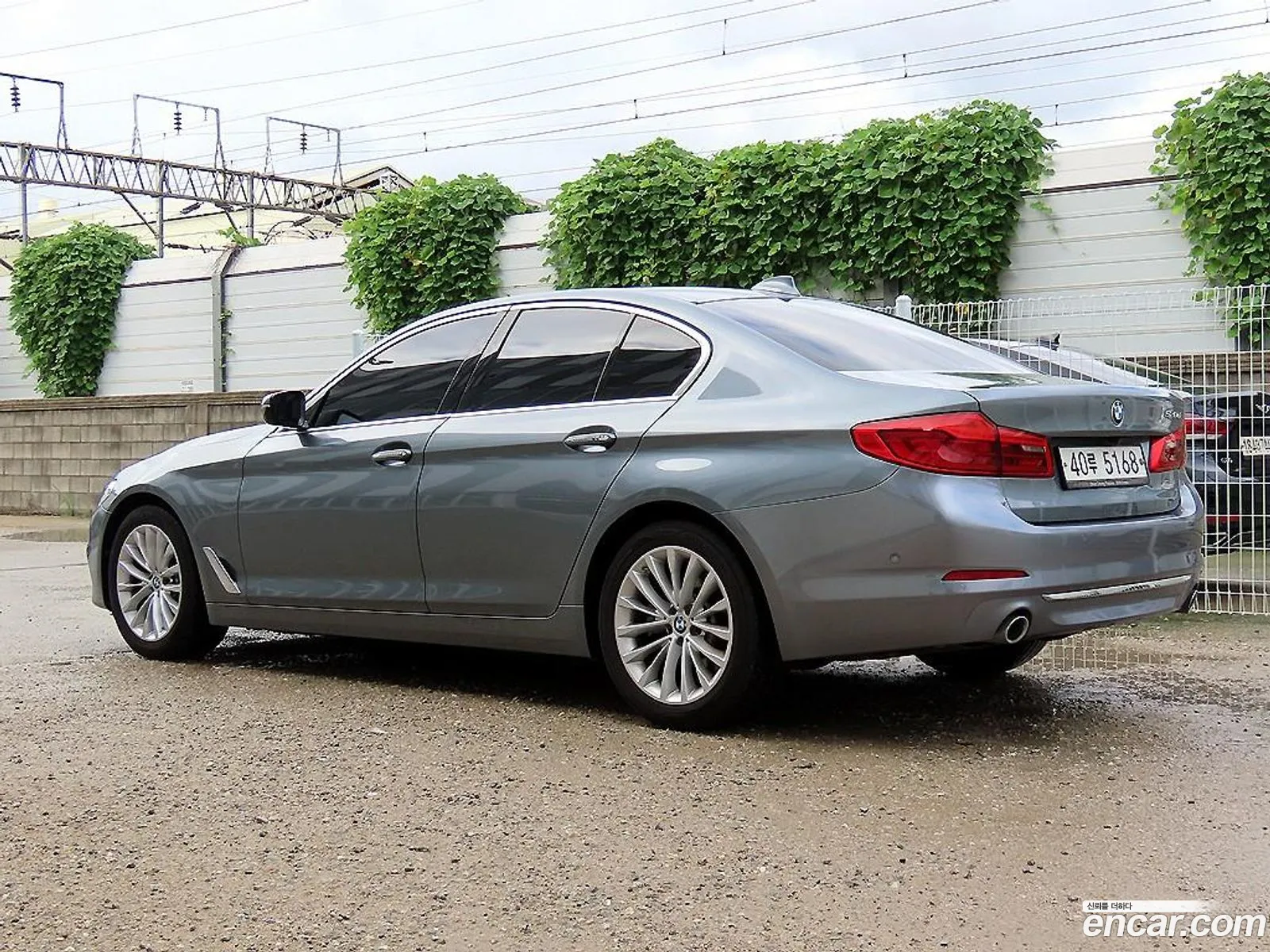 BMW 5 Series G30 520D Luxury Special Edition - фотография 17825450