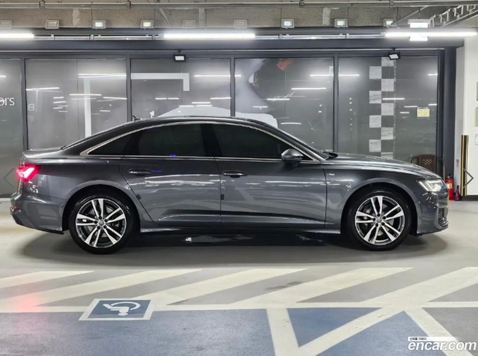 Audi A6 C8 45 Tdi Quattro Premium - фотография 145927