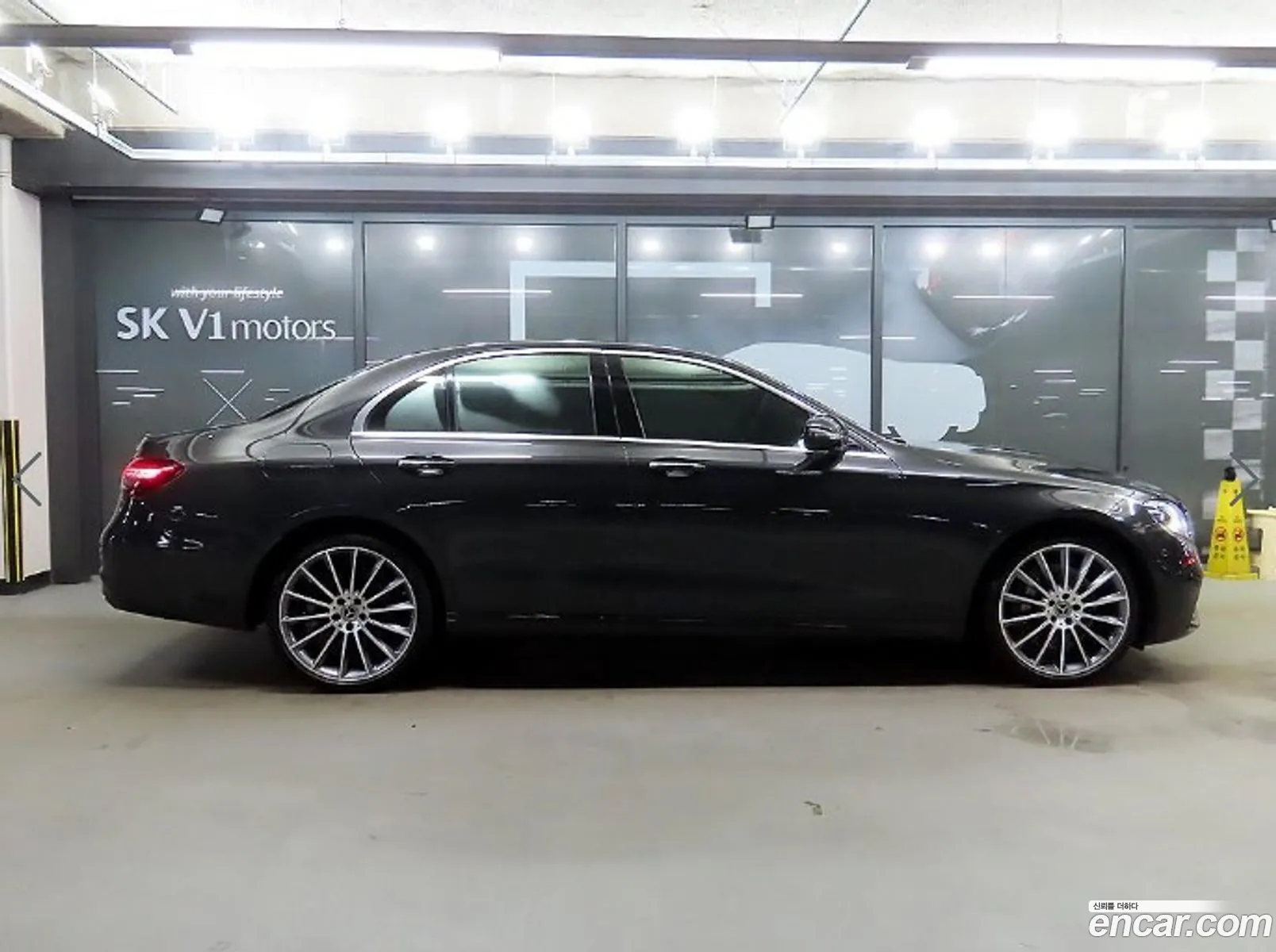 Mercedes E-Class W213 E350 4Matic Amg Line - фотография 19067914
