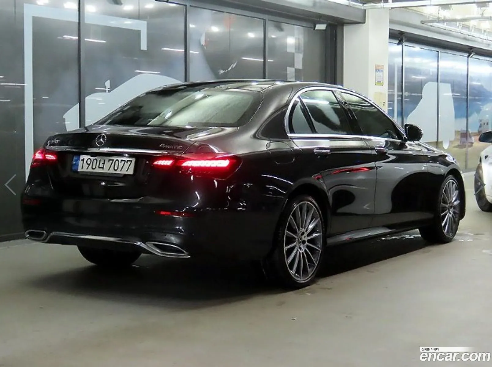 Mercedes E-Class W213 E350 4Matic Amg Line - фотография 19067915