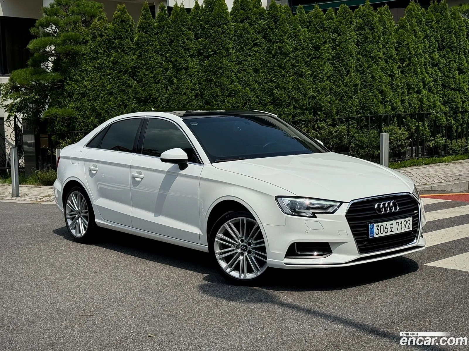 Audi New A3 40 Tfsi 8V - фотография 12639965