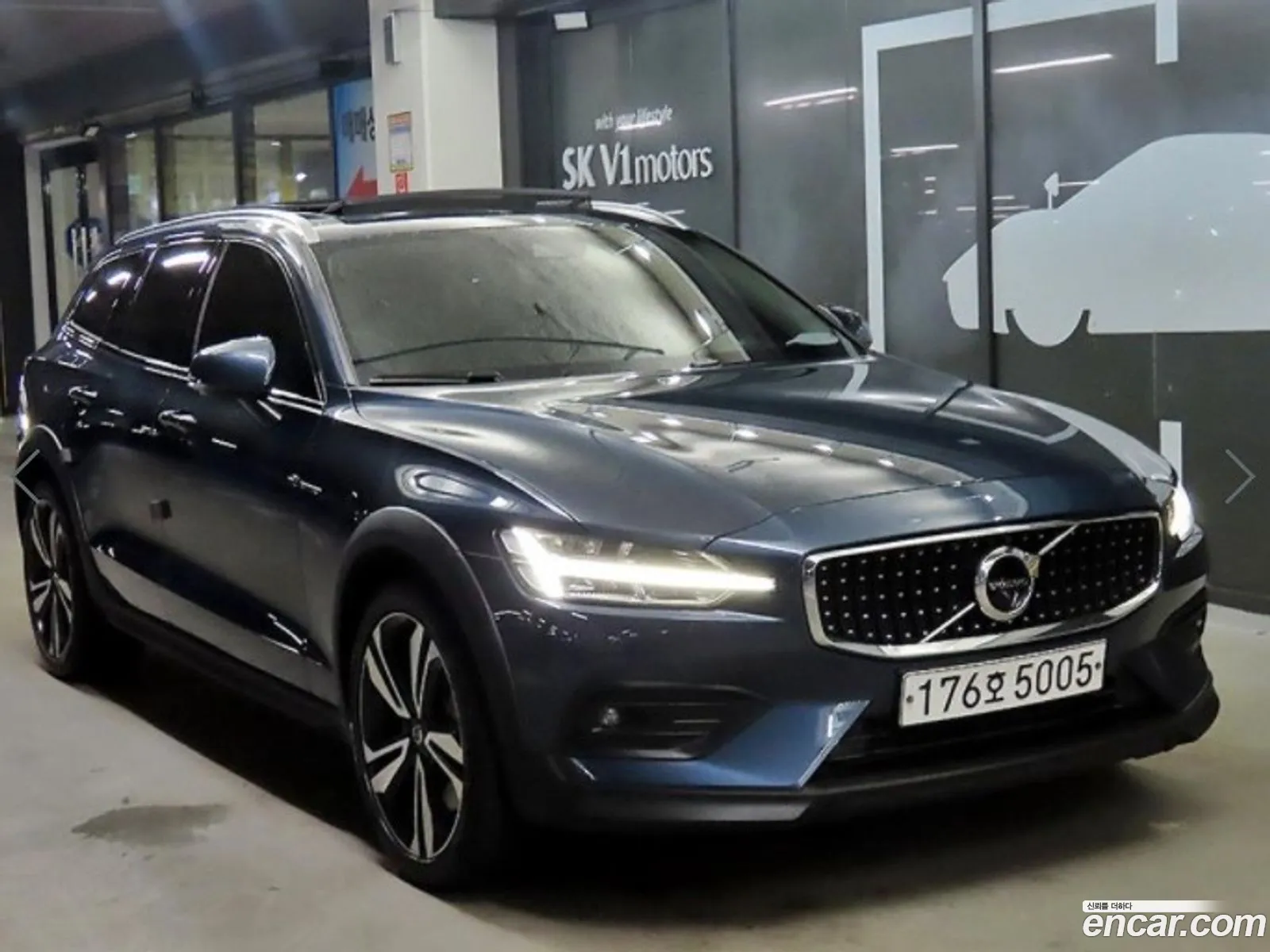Volvo V60 Cross Country 2Nd Generation T5 Pro Awd - фотография 6338434
