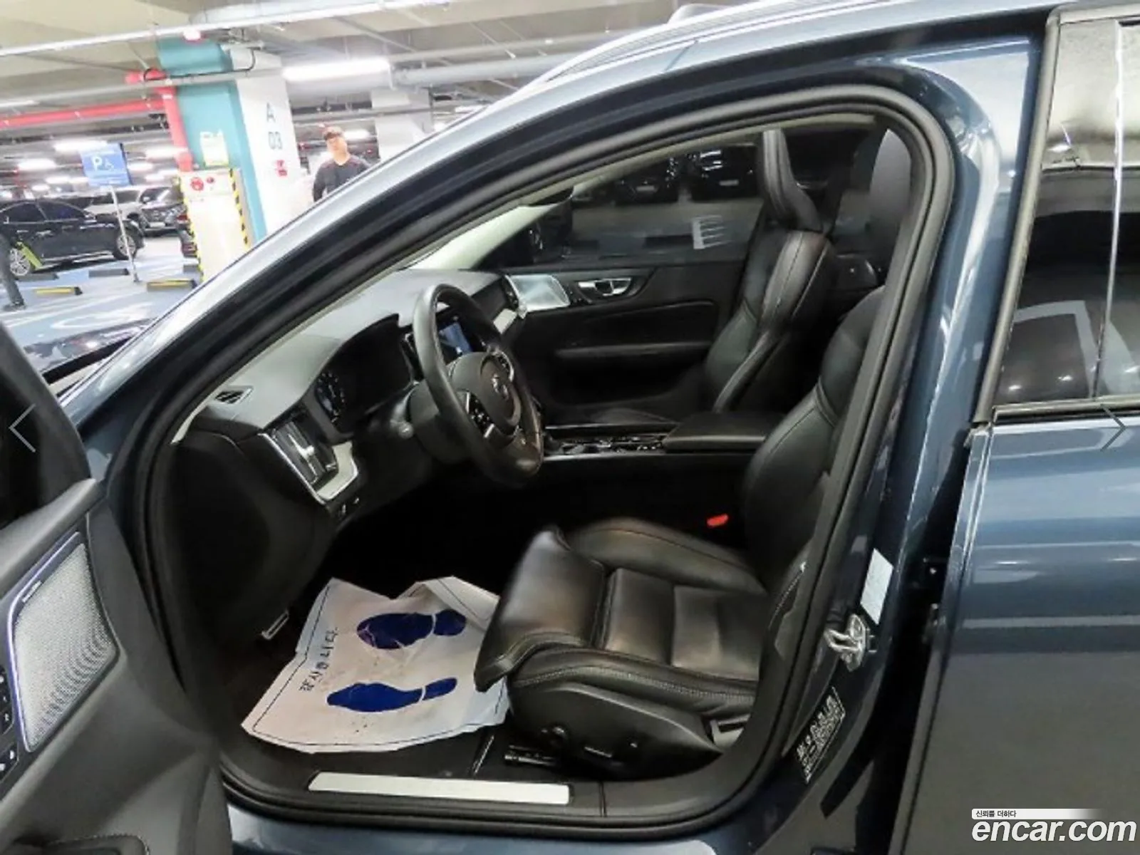 Volvo V60 Cross Country 2Nd Generation T5 Pro Awd - фотография 6338439
