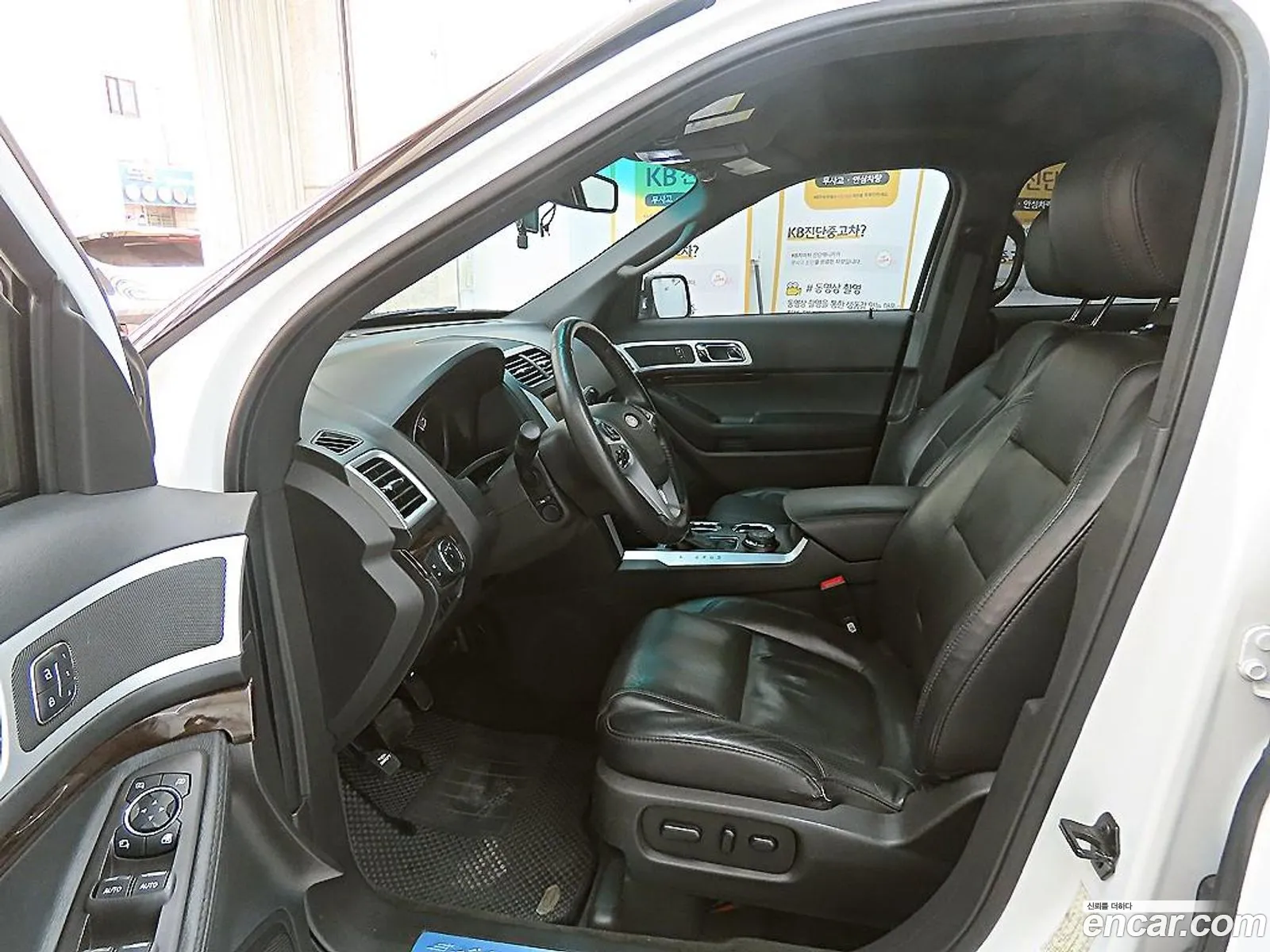 Ford Explorer 35 Limited 4Wd 5Th Generation - фотография 15940384