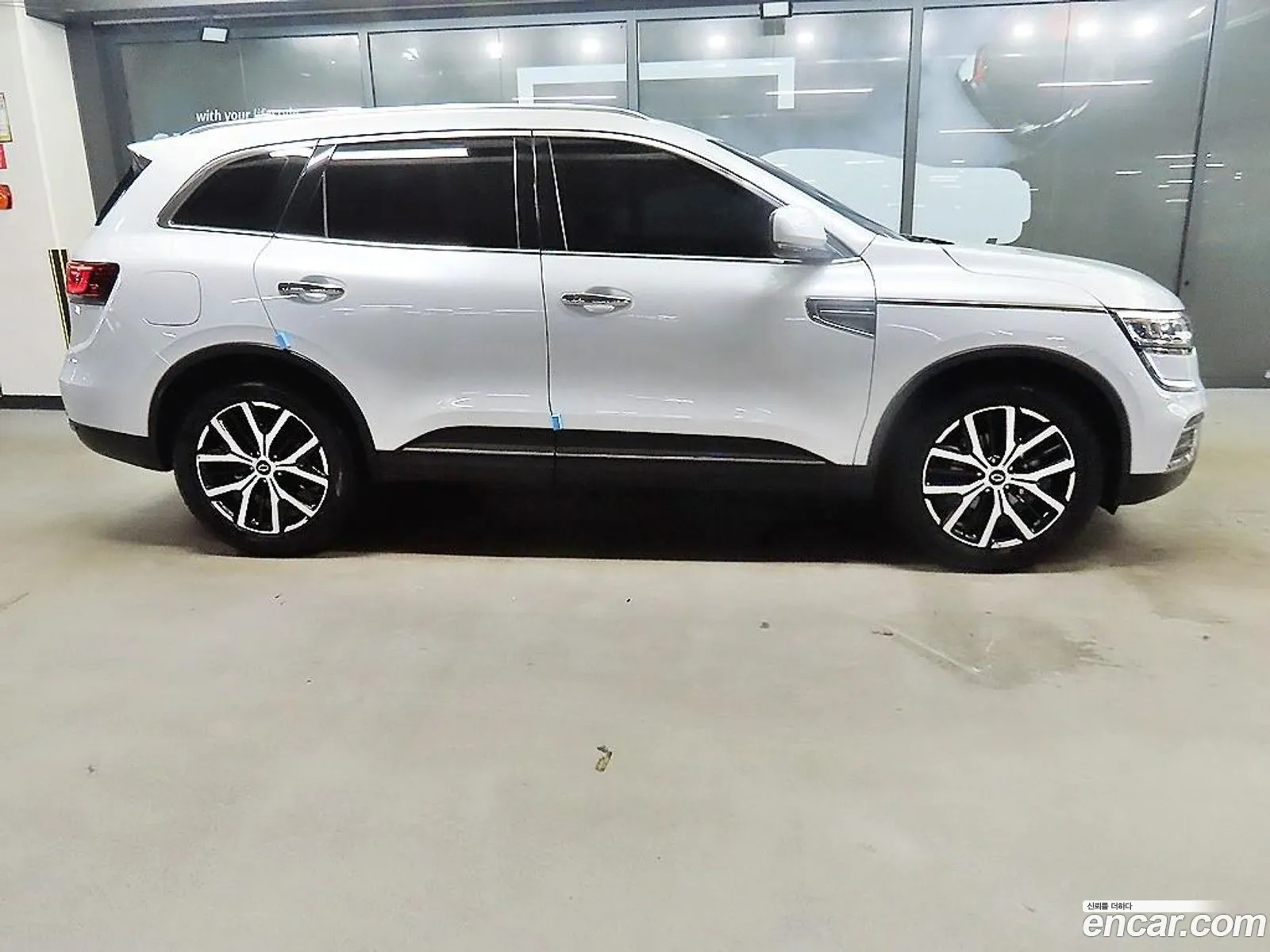 Renault Korea Samsung The New Qm6 20 Lpe Re Signature 2Wd - фотография 8429816