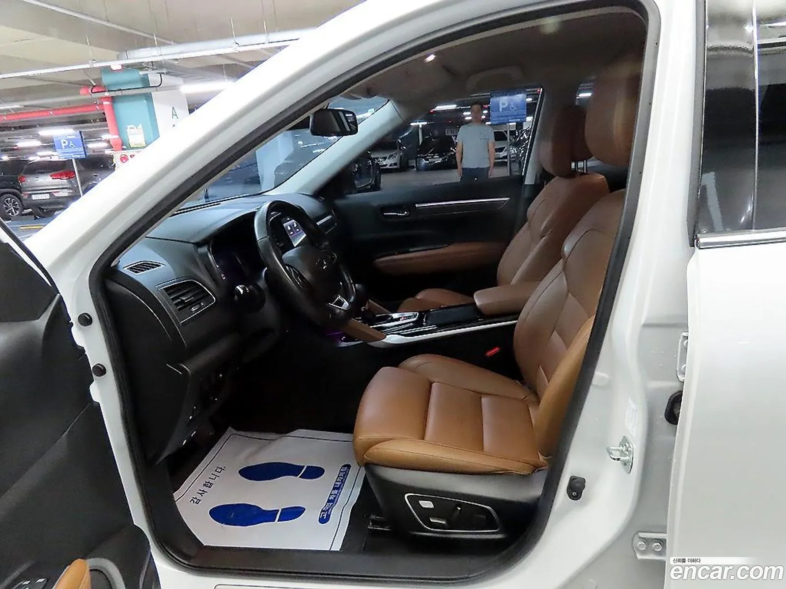 Renault Korea Samsung The New Qm6 20 Lpe Re Signature 2Wd - фотография 8429819