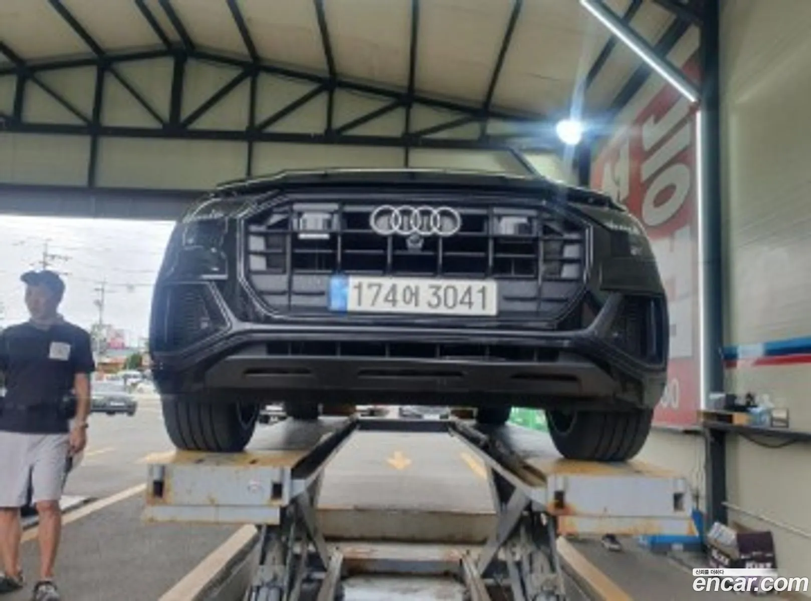 Audi Q8 4M 55 Tfsi Quattro Premium - фотография 333559