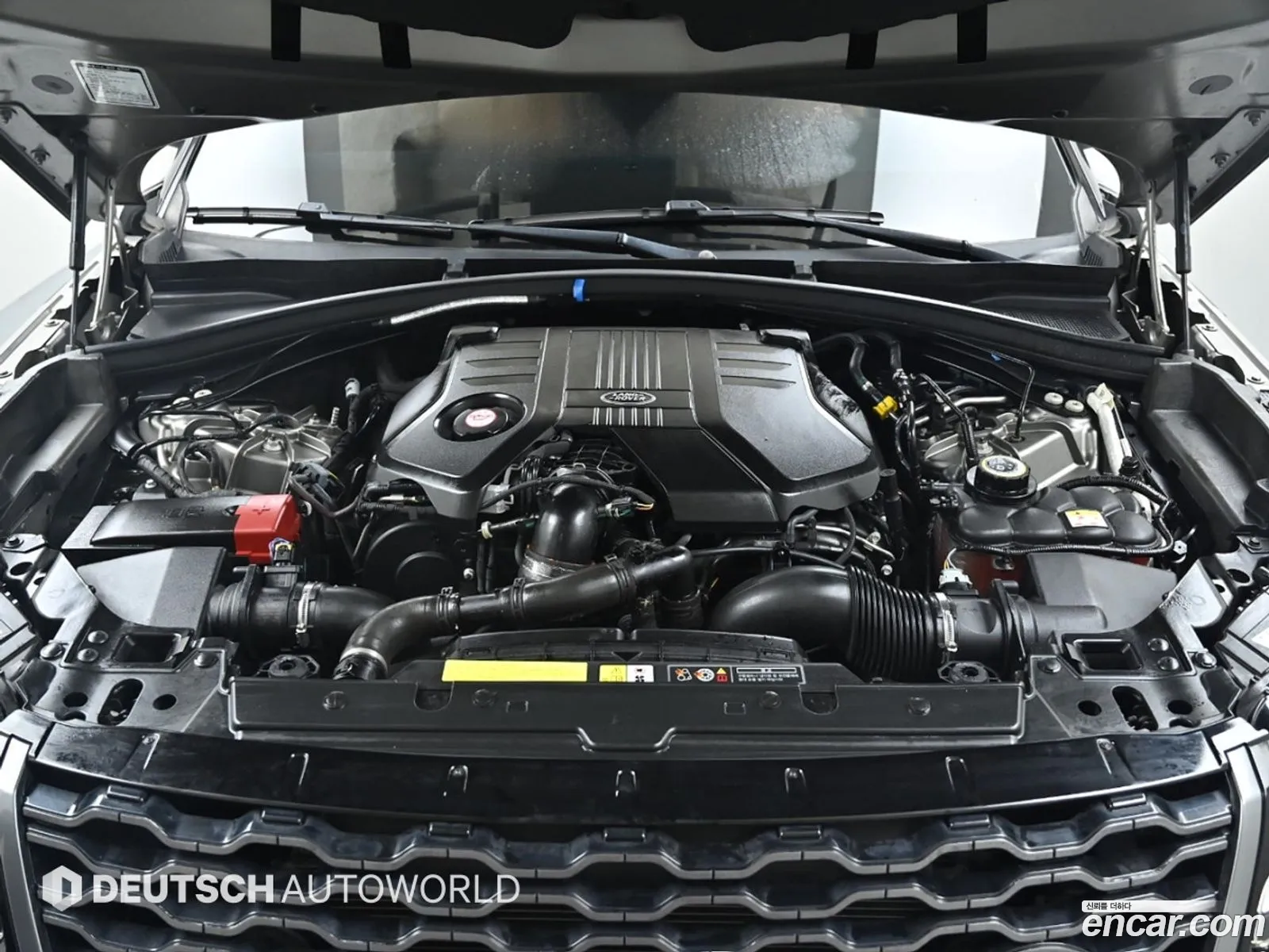 Land Rover Range Rover Velar 30 D300 R-Dynamic Hse - фотография 7200219