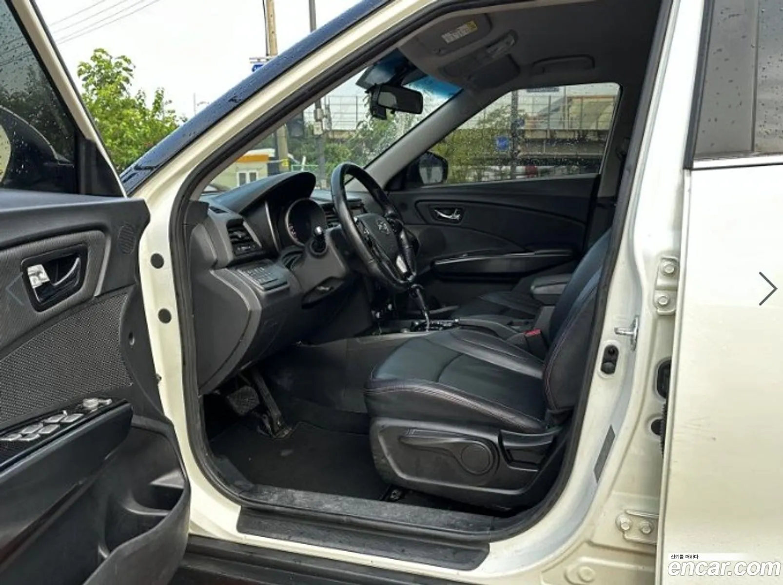 Kg Mobility Ssangyong Tivoli Air Diesel Ix 4Wd - фотография 8610642