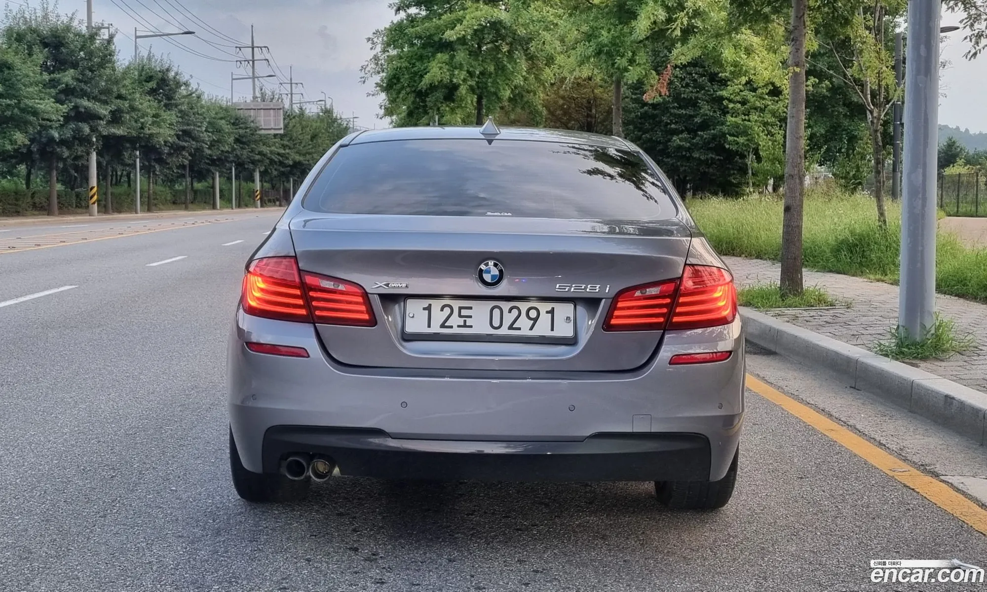 BMW 5 Series F10 528I xDrive M Aerodynamic Special Edition - фотография 18157378