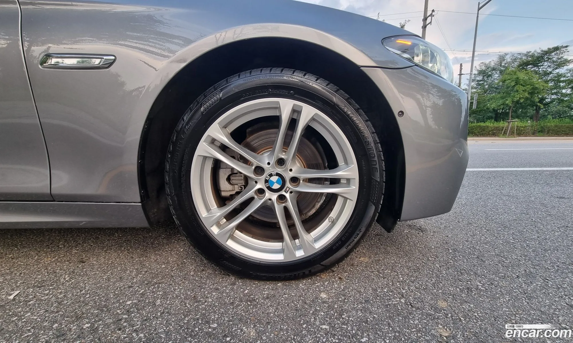 BMW 5 Series F10 528I xDrive M Aerodynamic Special Edition - фотография 18157379