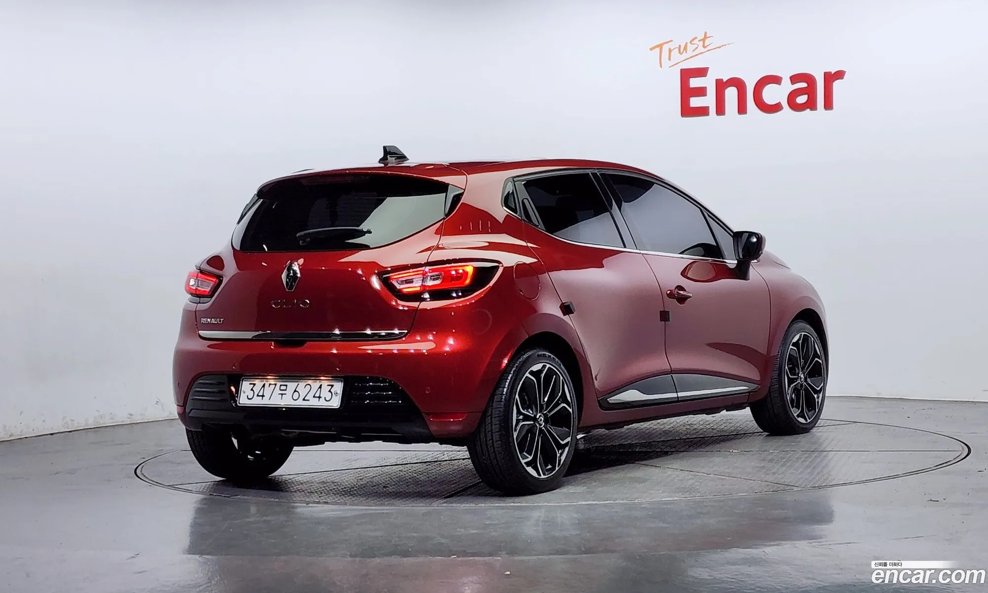Renault Korea Samsung Clio Intense Panoramic - фотография 6465108