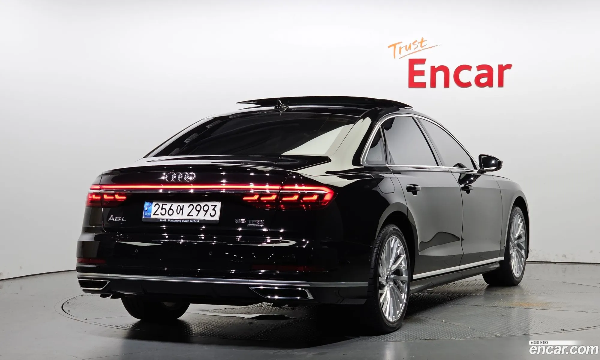 Audi A8 D5 55 Tfsi Quattro Lwb - фотография 217754