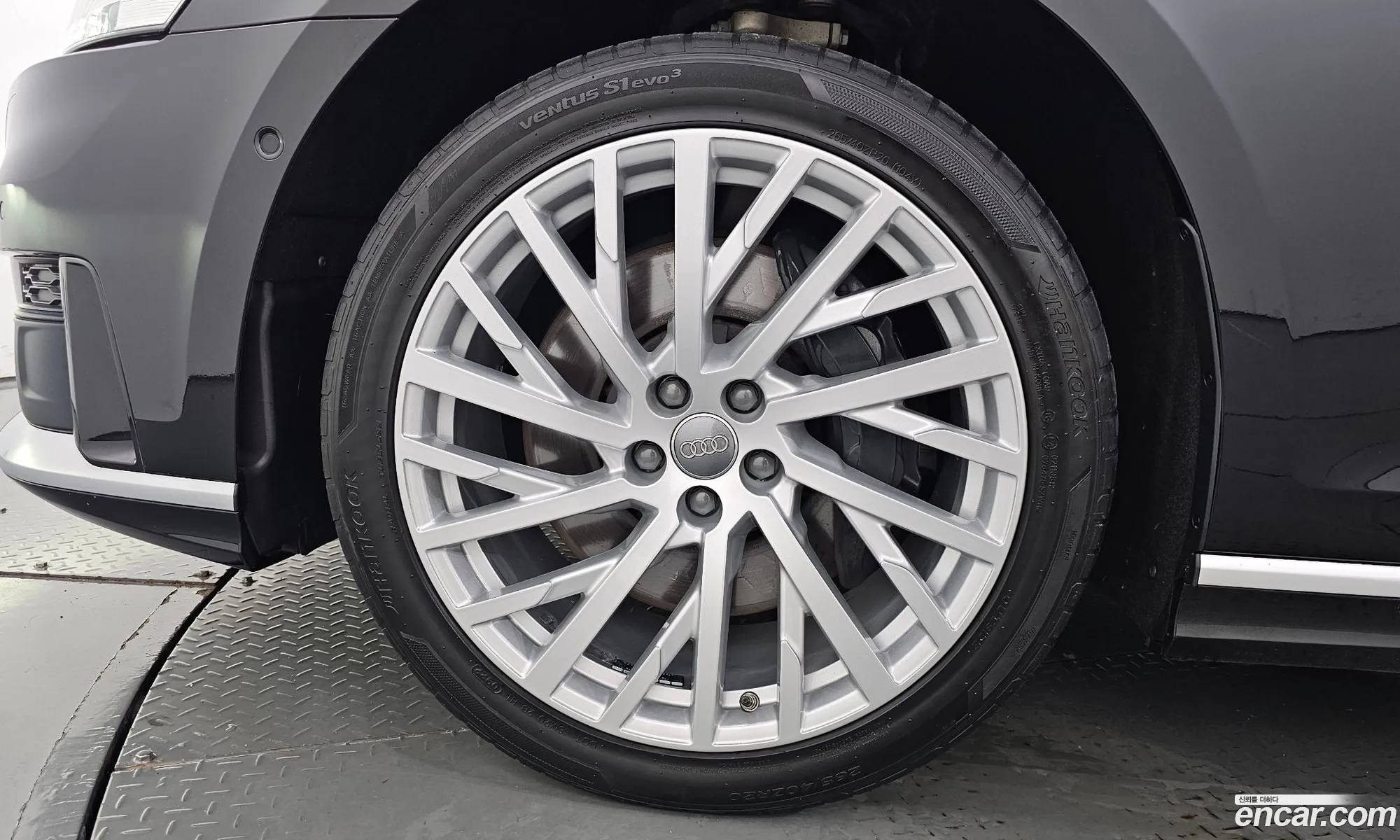 Audi A8 D5 55 Tfsi Quattro Lwb - фотография 217757