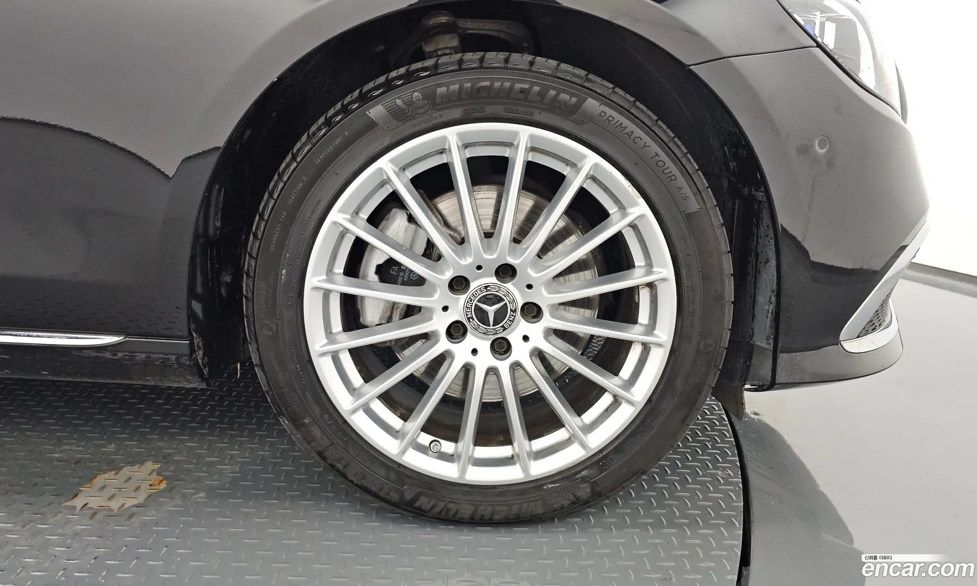 Mercedes E-Class W213 E250 Exclusive - фотография 19109760