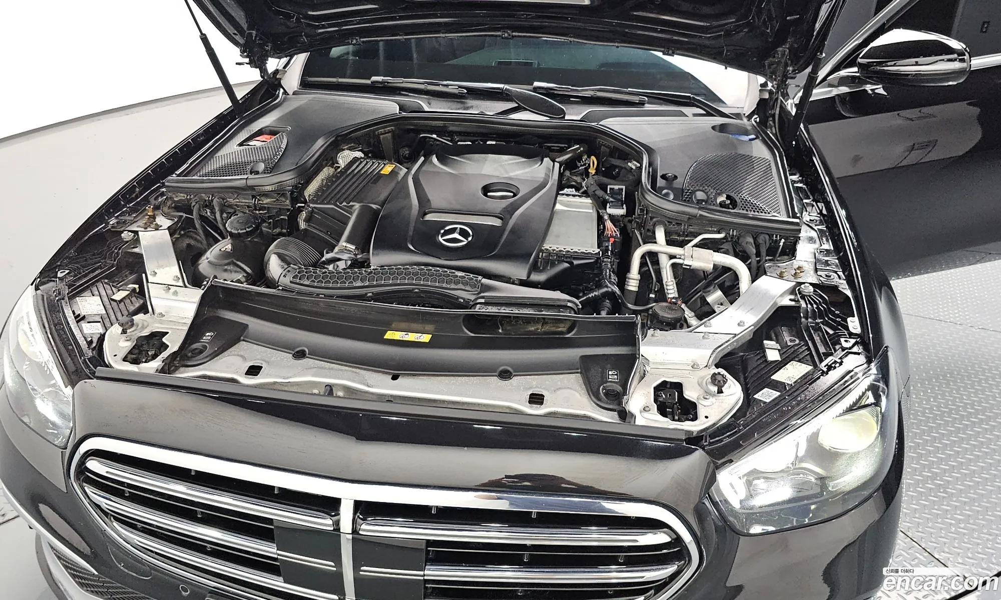 Mercedes E-Class W213 E250 Exclusive - фотография 19109761