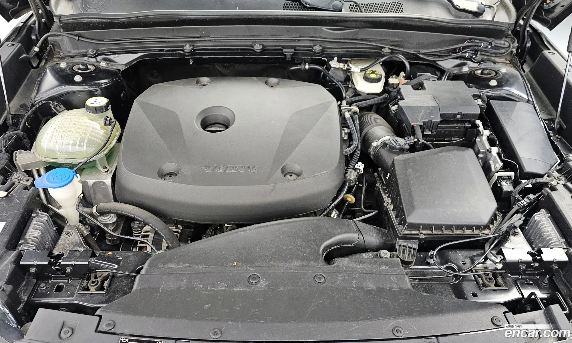 Volvo Xc40 T4 Inscription - фотография 6338405