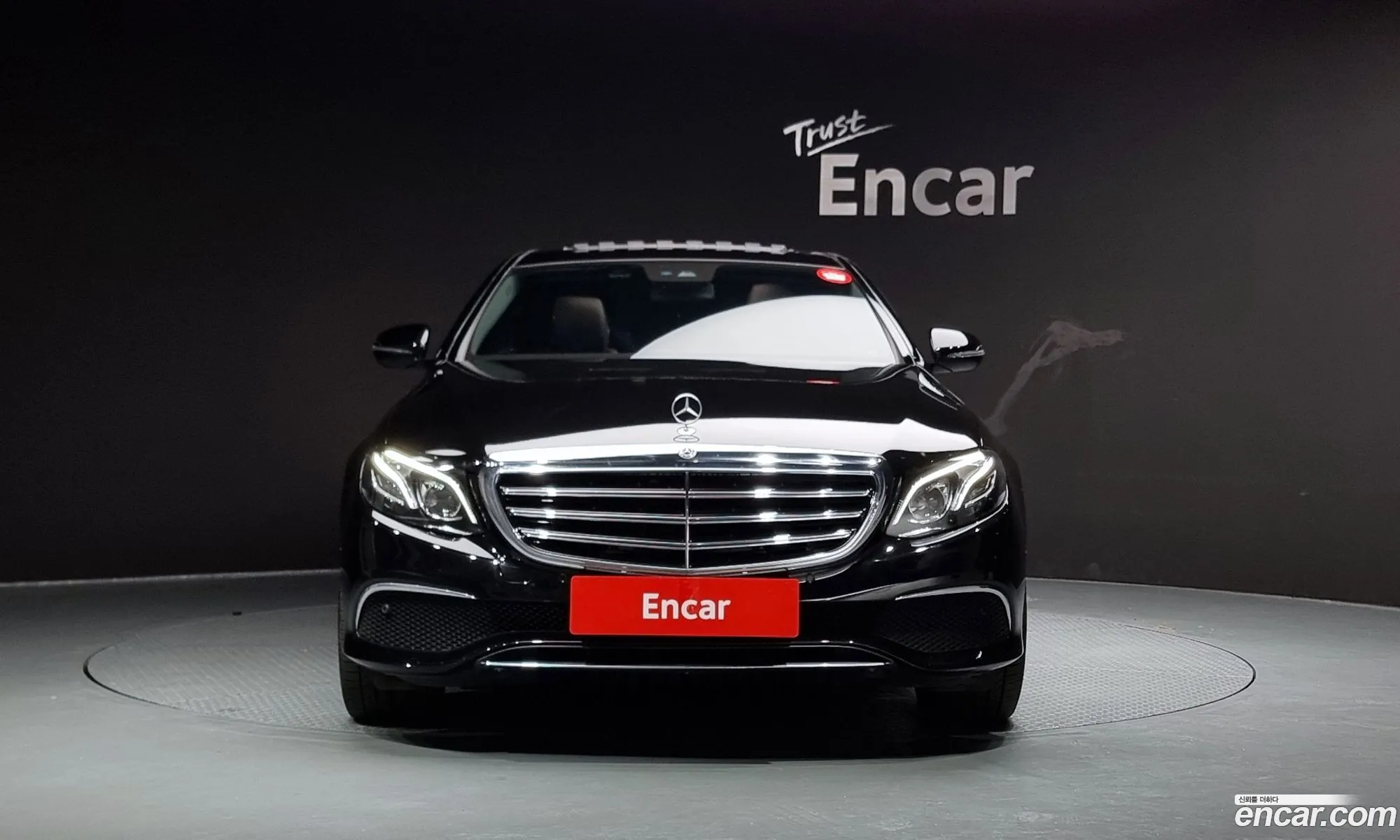 Benz E-Class W213 E220D 4Matic Exclusive - фотография 19123117