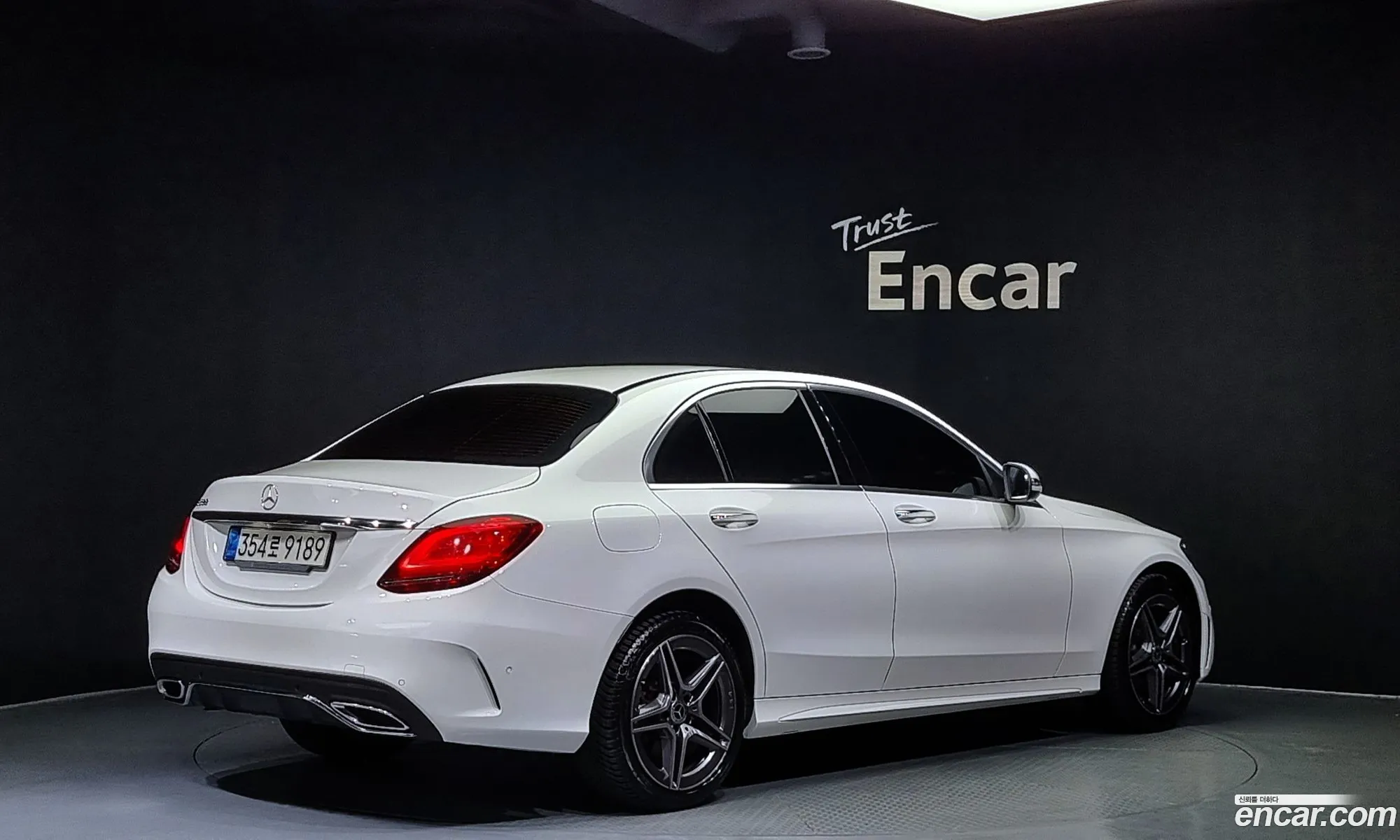 Mercedes C-Class W205 C200 Amg Line - фотография 19108058