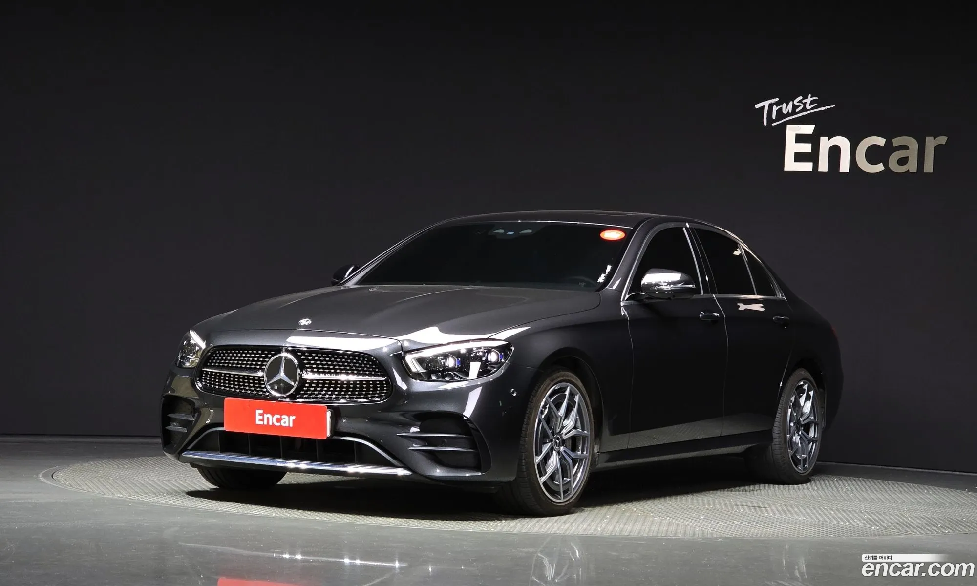 Mercedes E-Class W213 E220D 4Matic Amg Line - фотография 19123103