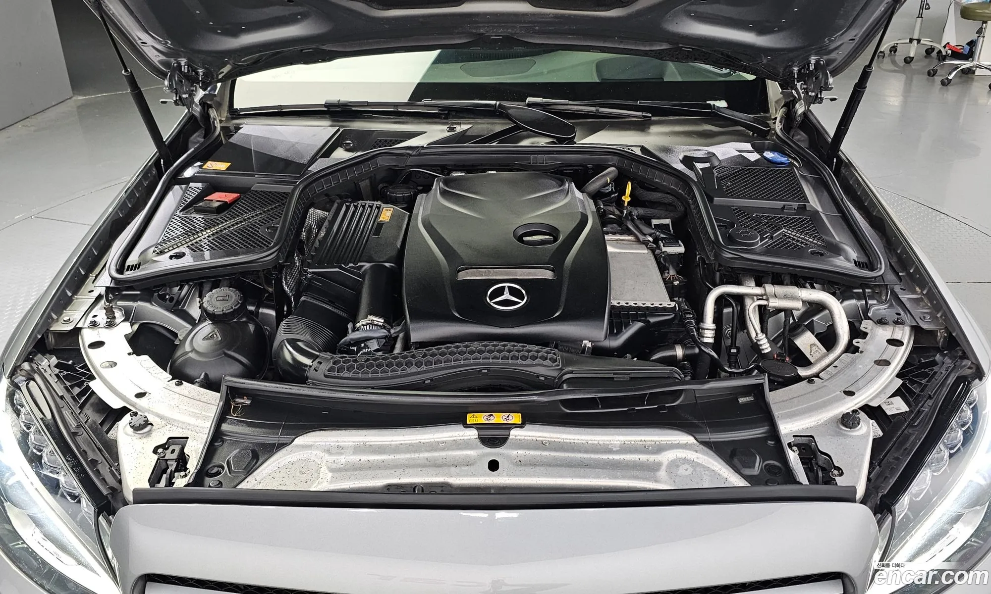 Mercedes C-Class W205 C200 Avantgarde - фотография 19180155